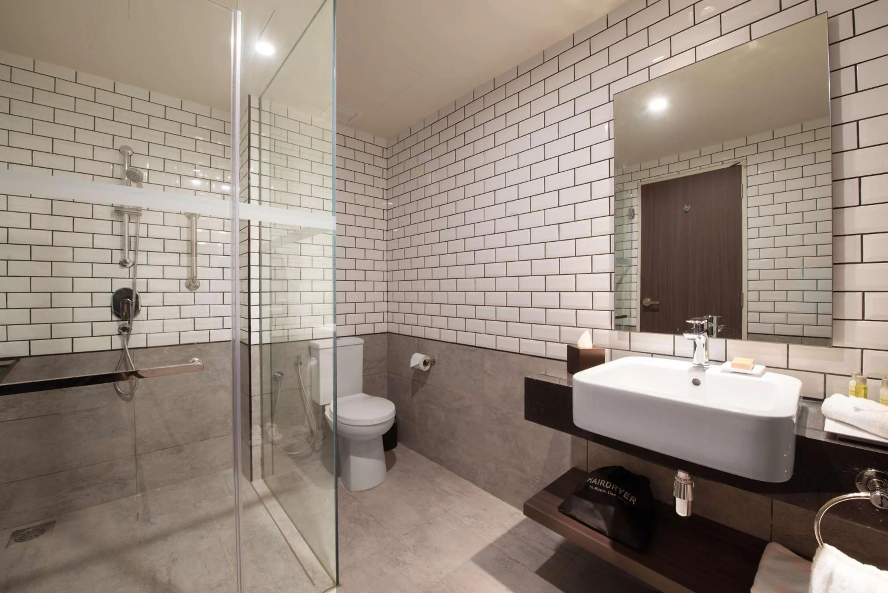 Toilet in Hilton Garden Inn Kuala Lumpur - North