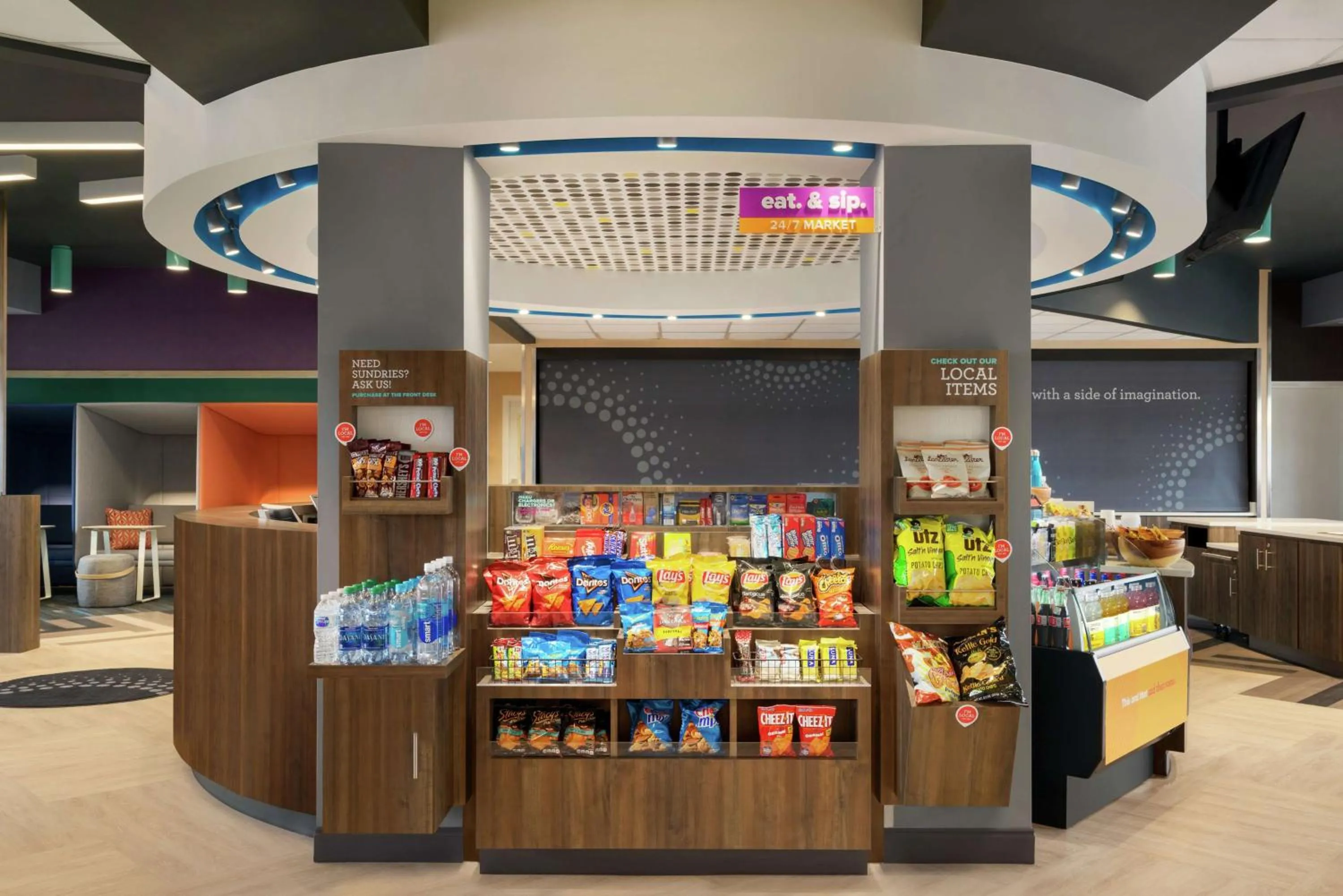 Lobby or reception in Tru By Hilton York Pa