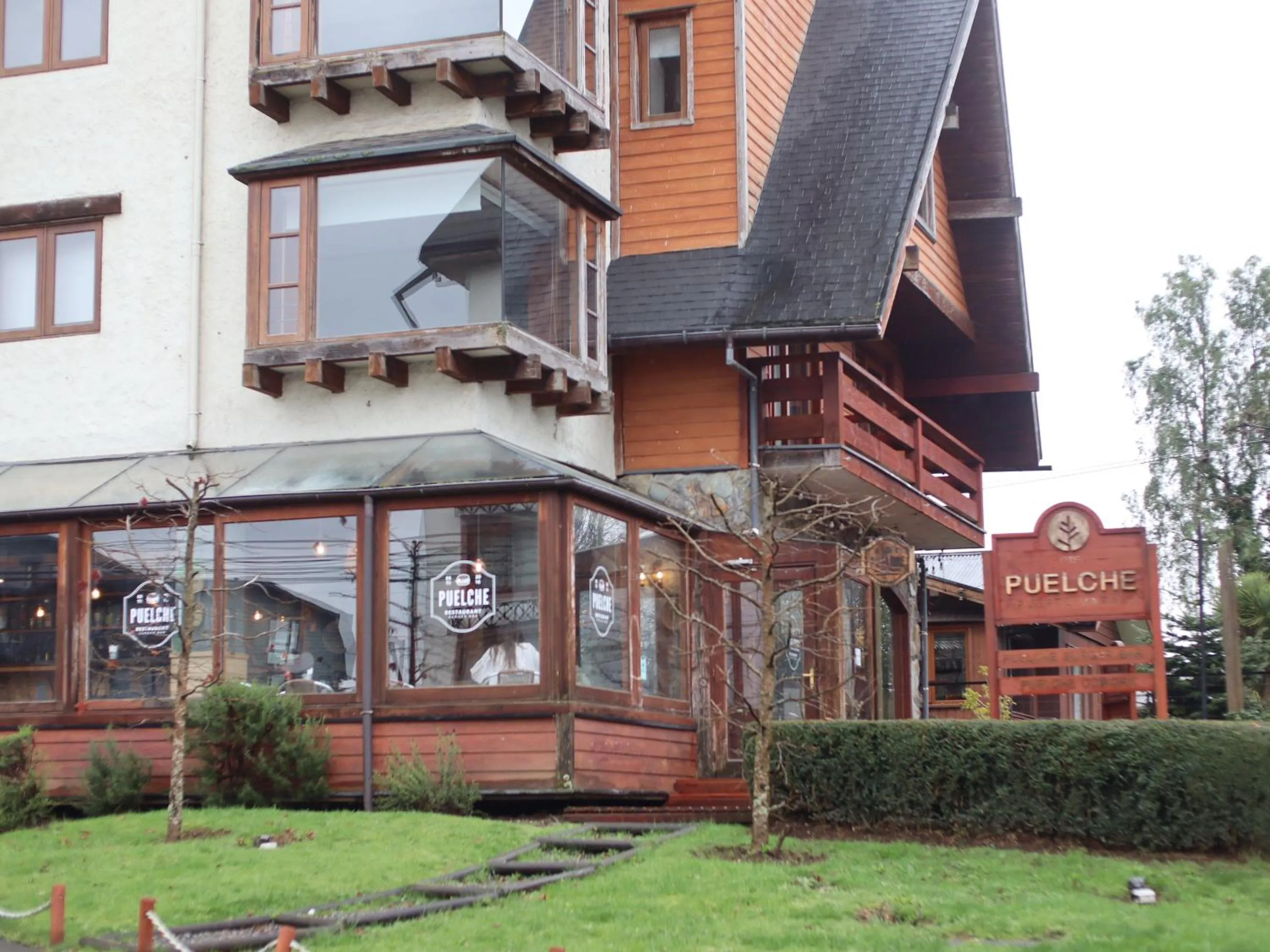 Restaurant/places to eat in Hotel Puelche