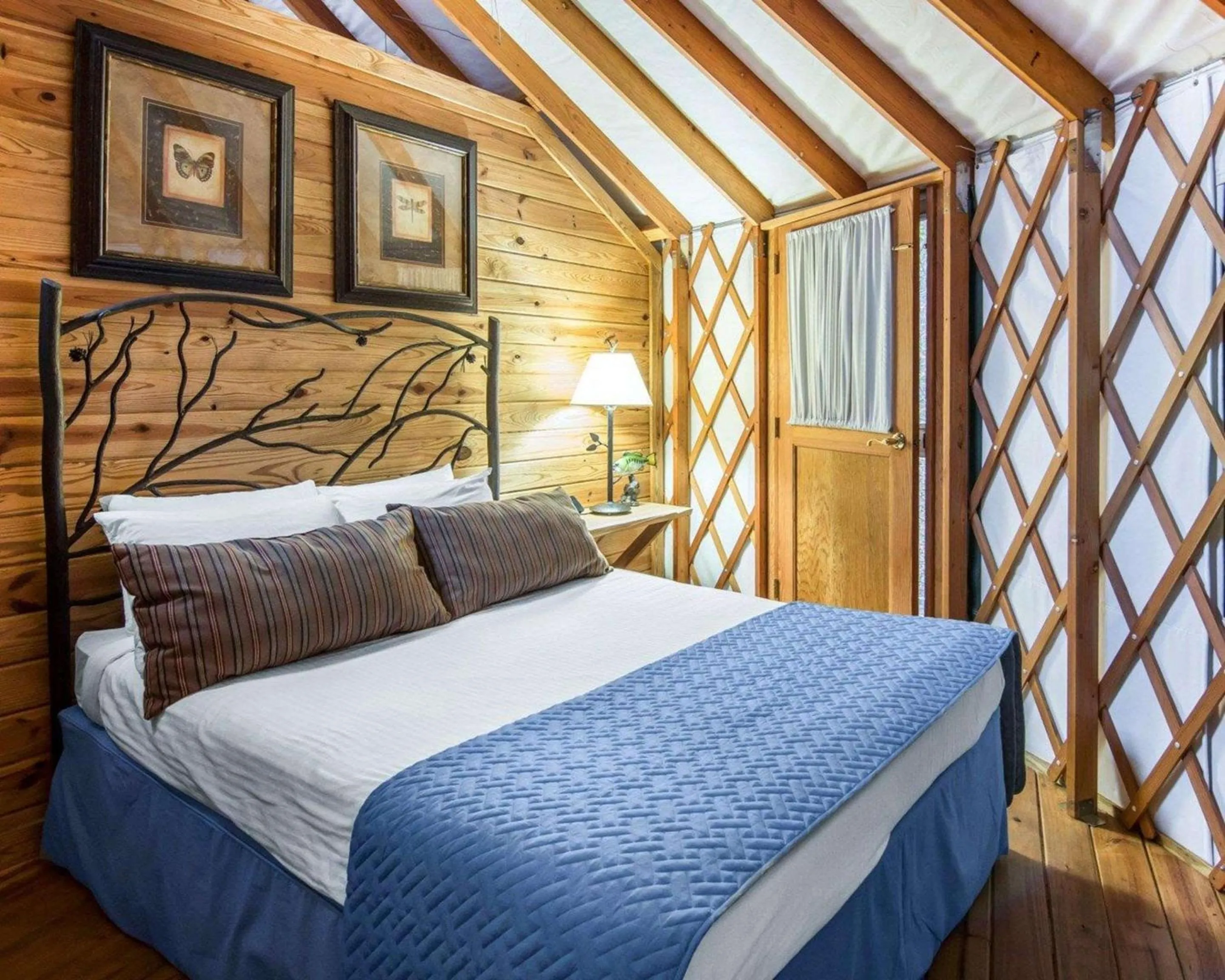 Bedroom, Bed in Bluegreen Vacations Shenandoah Crossing, an Ascend Collection Resort