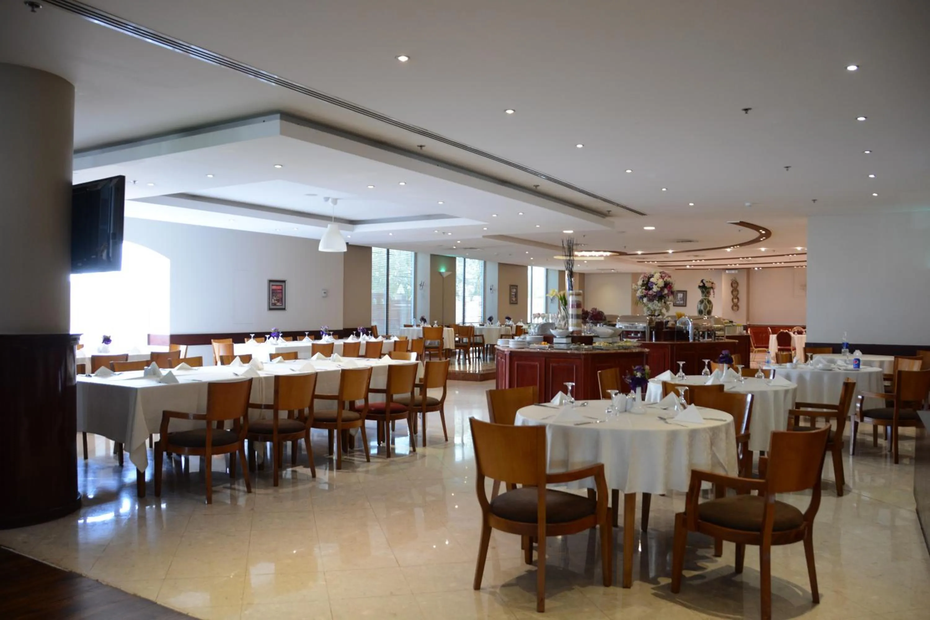 Restaurant/Places to Eat in Signature Al Khobar Hotel