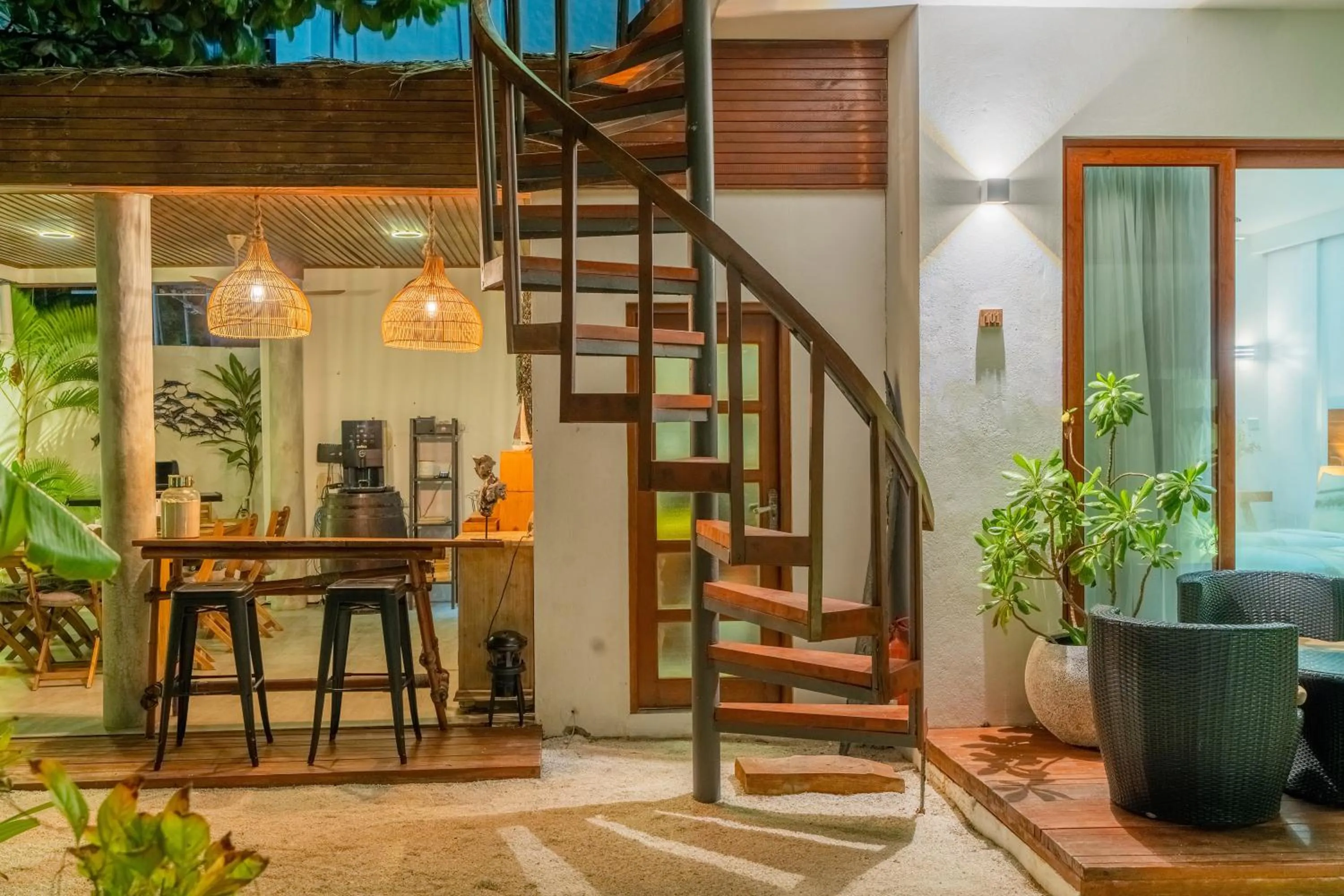 Dining area in Veli Vilaa