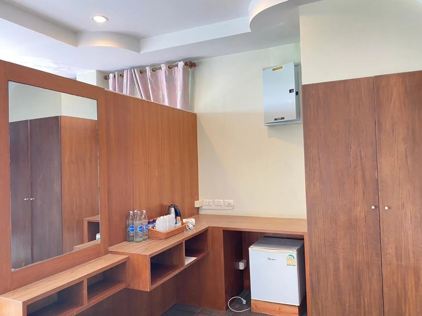 Area and facilities in Chaophayathara Riverside Hotel