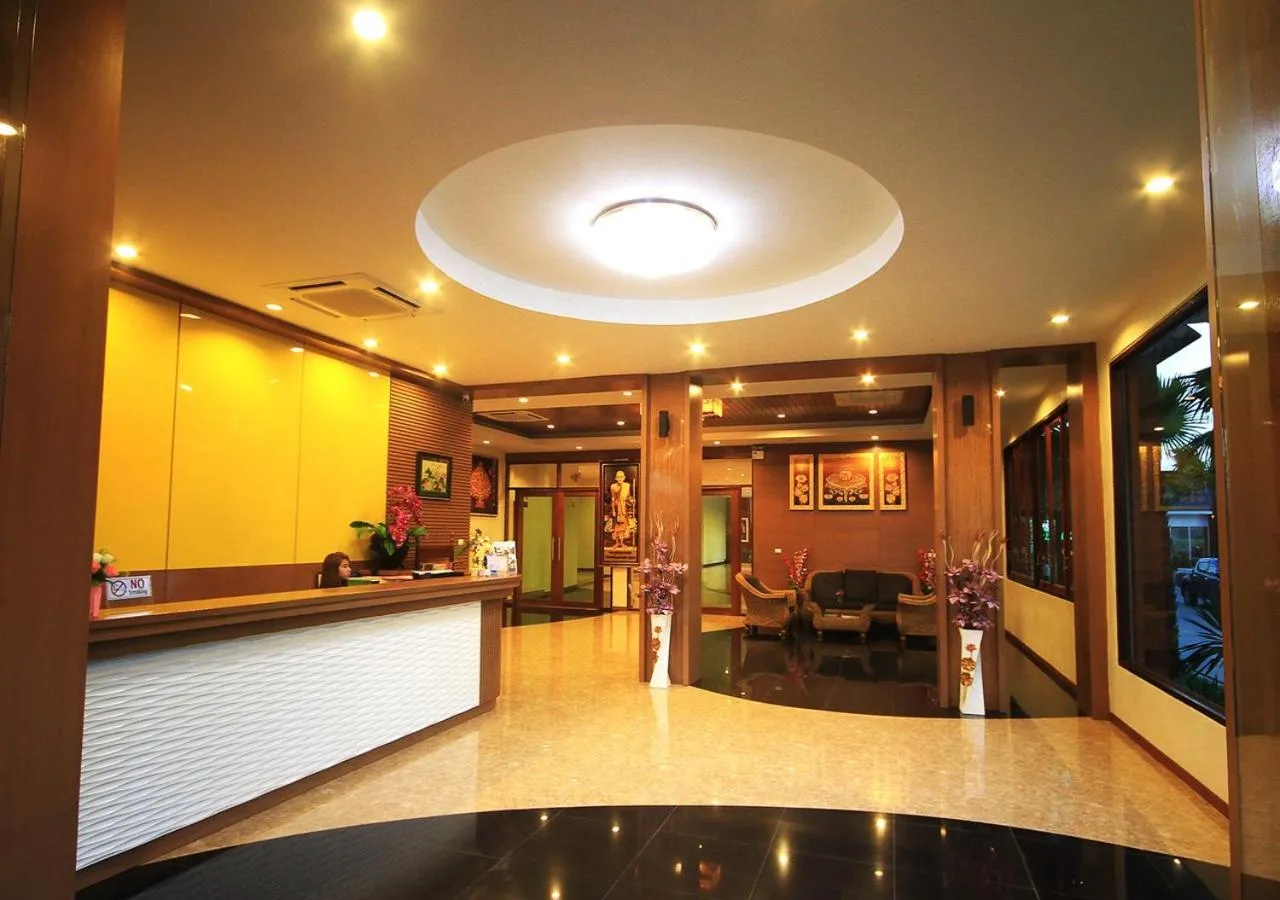 Lobby or reception in Chaophayathara Riverside Hotel
