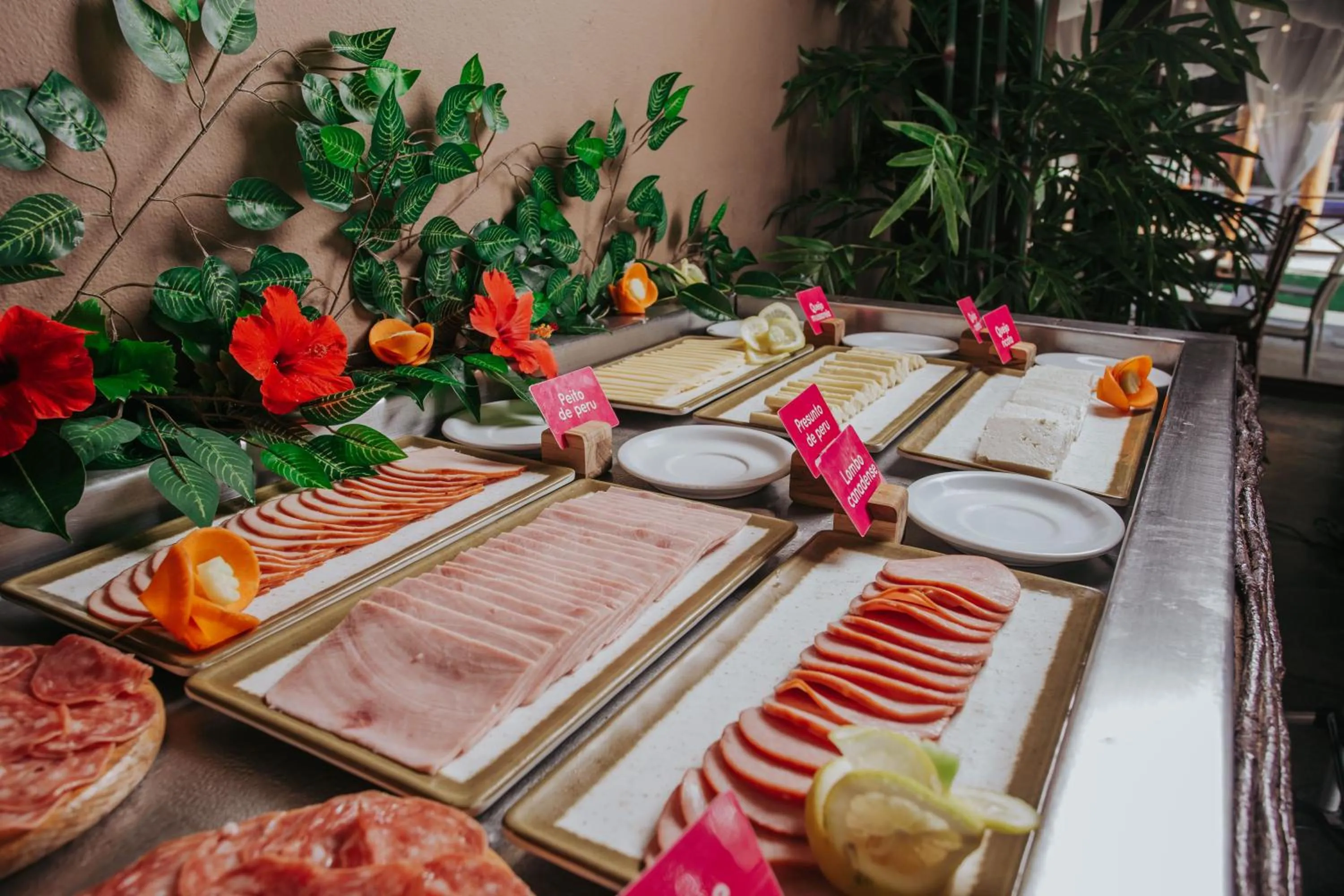 Breakfast in Pousada Tabapitanga