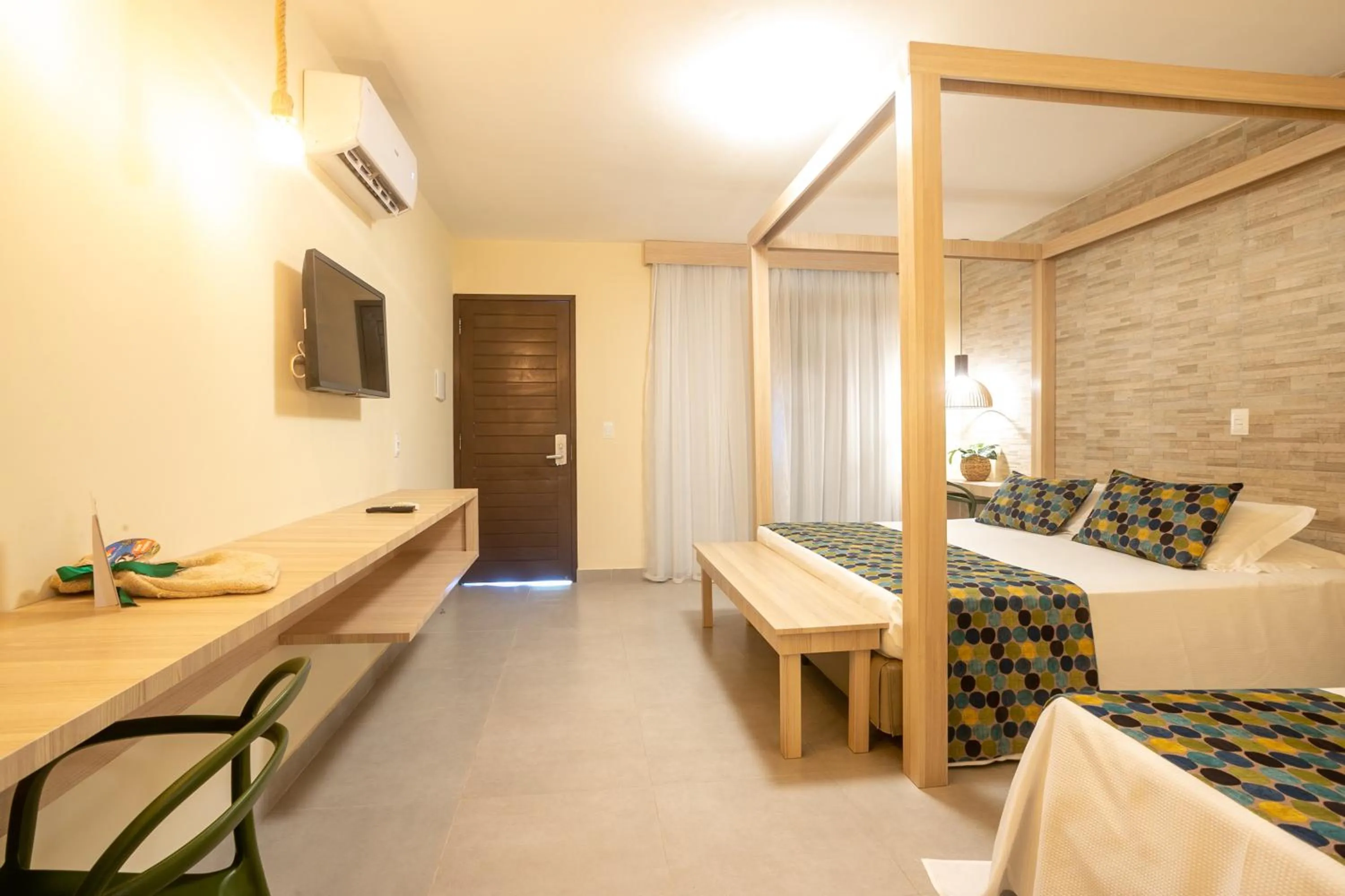 Photo of the whole room, Bed in Pousada Tabapitanga