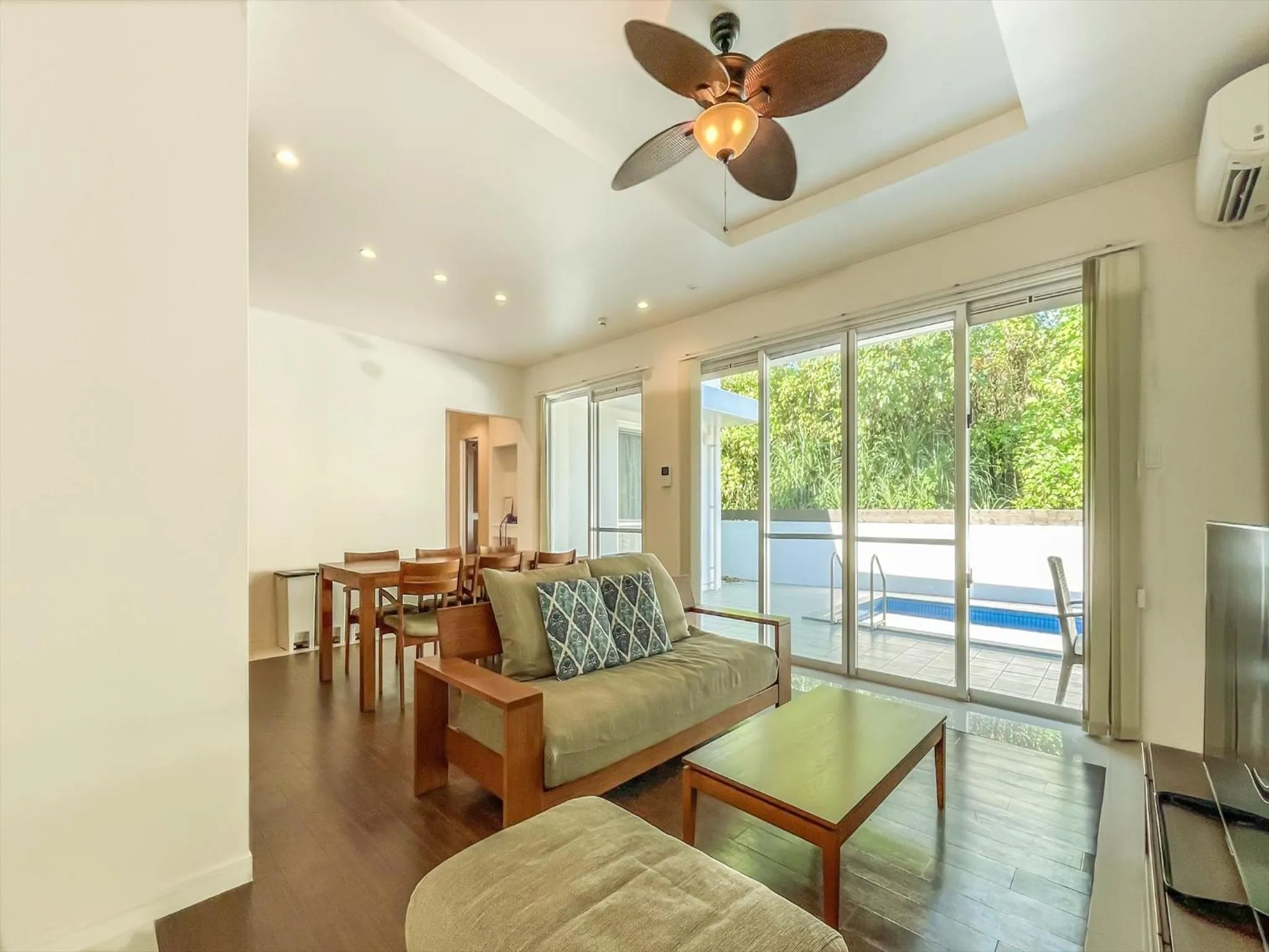 Living room in Ahman Suite Villa Sumuide