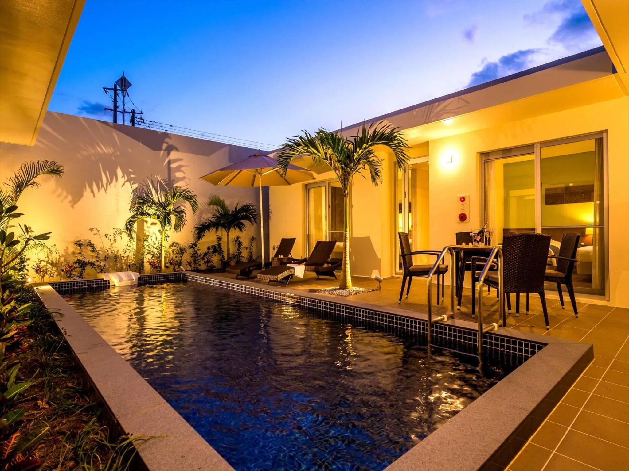 Swimming pool in Ahman Suite Villa Sumuide