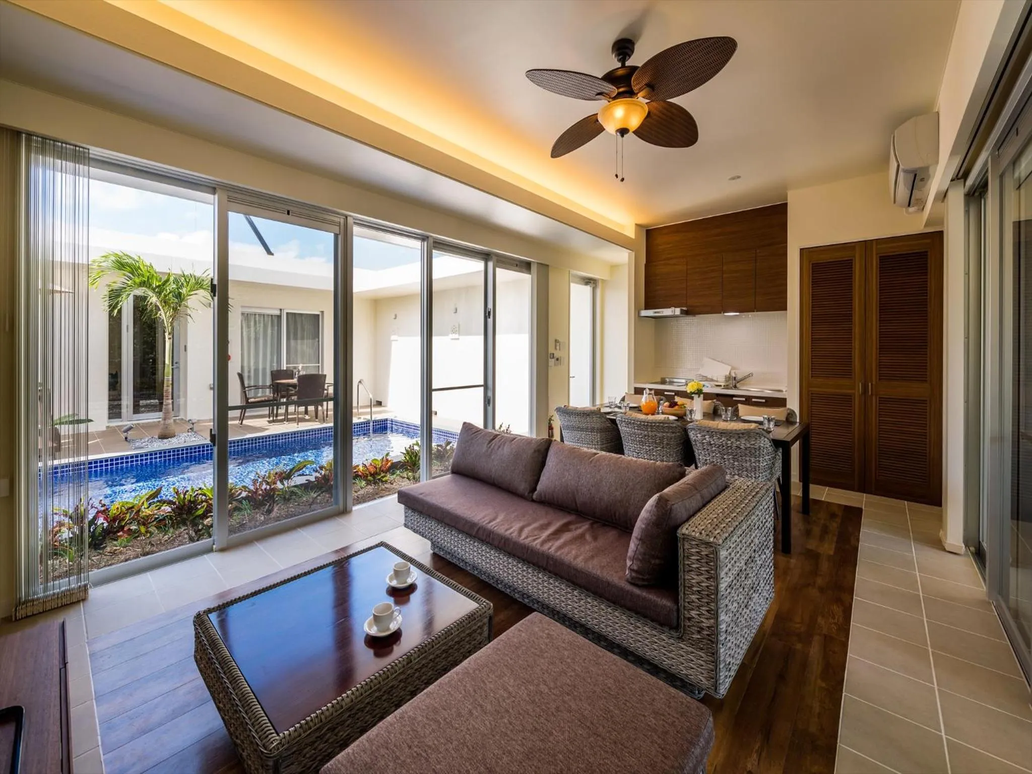 Living room in Ahman Suite Villa Sumuide