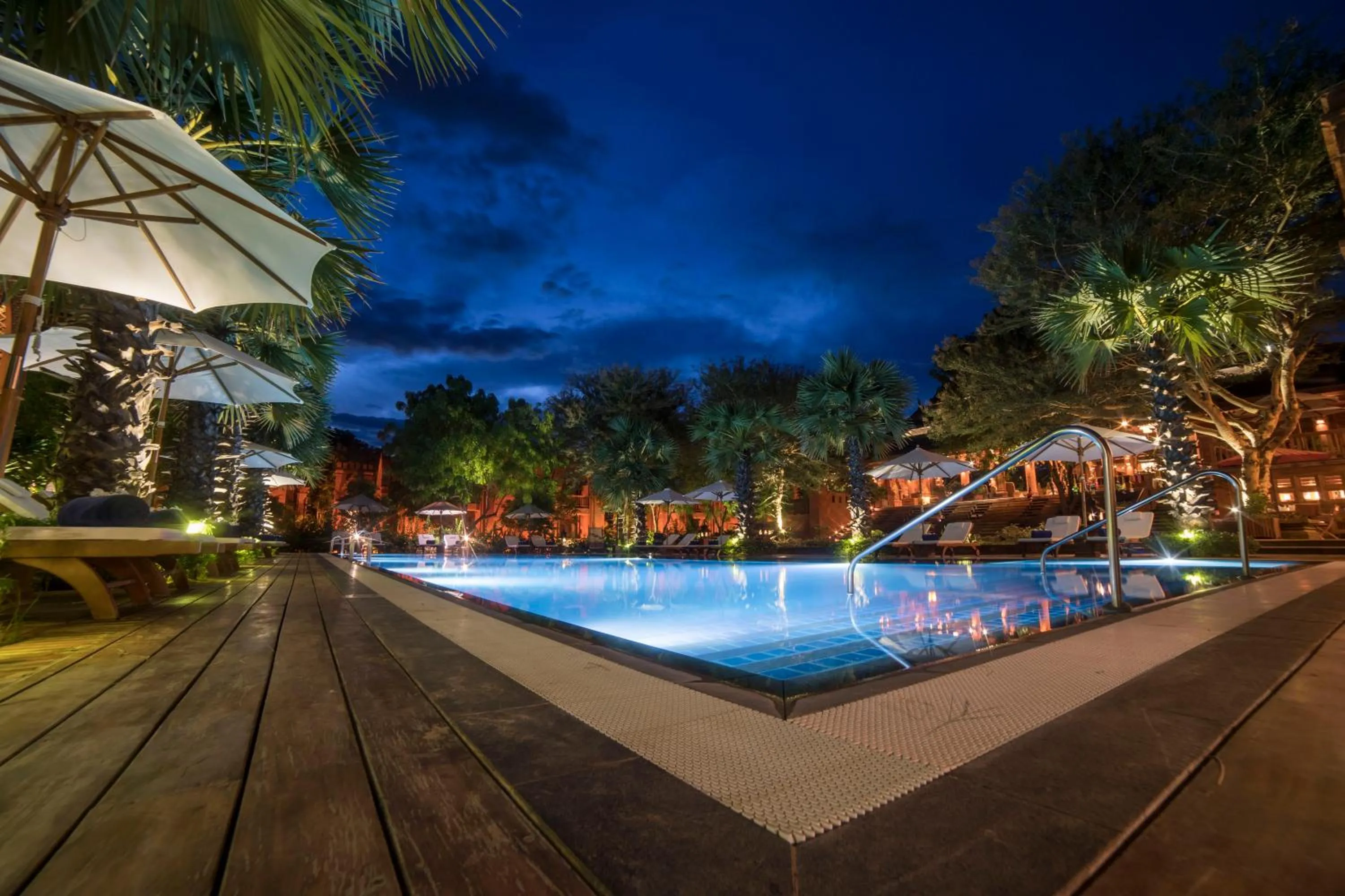 Swimming pool in Heritage Bagan Hotel