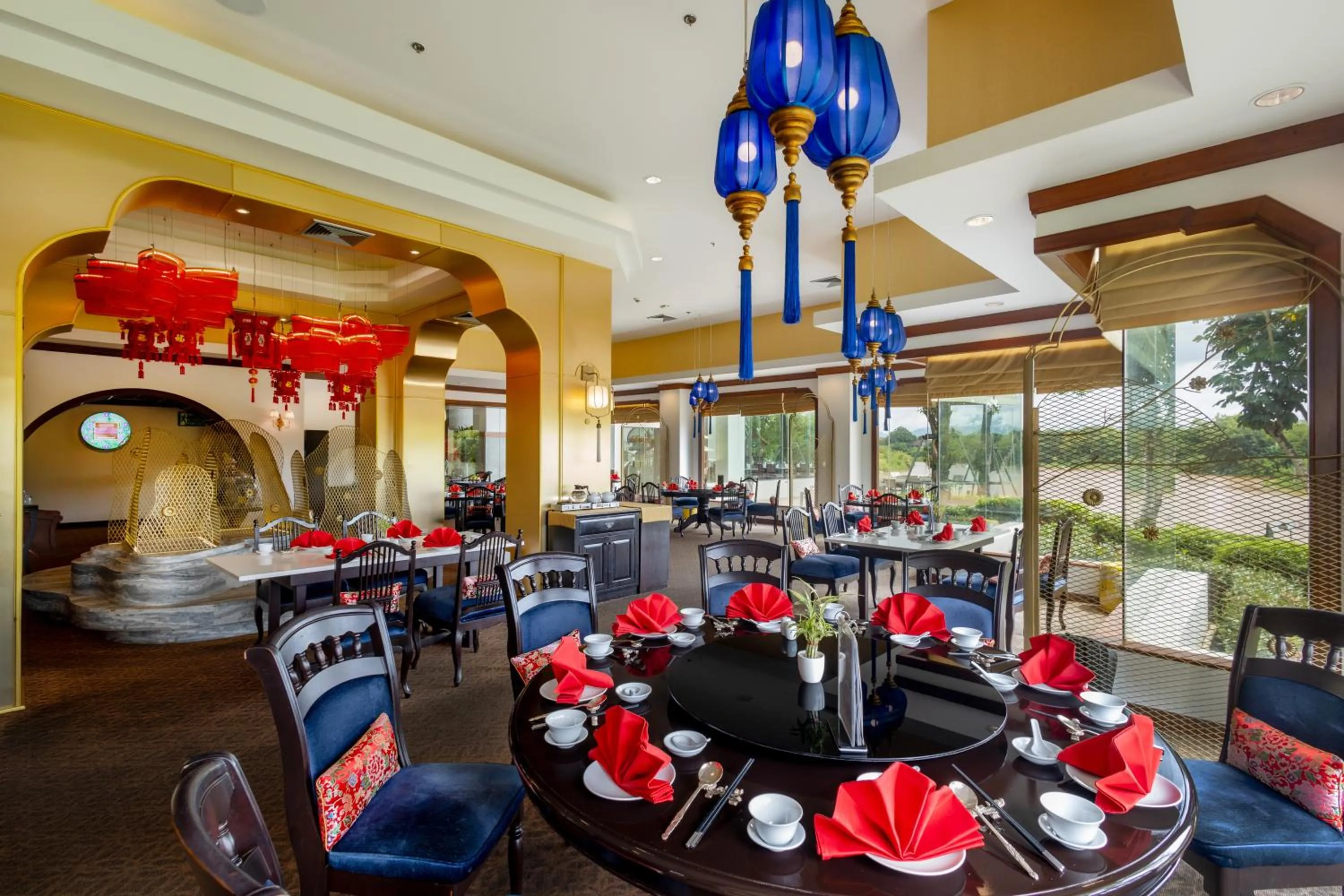 Restaurant/places to eat in The Riverie by Katathani