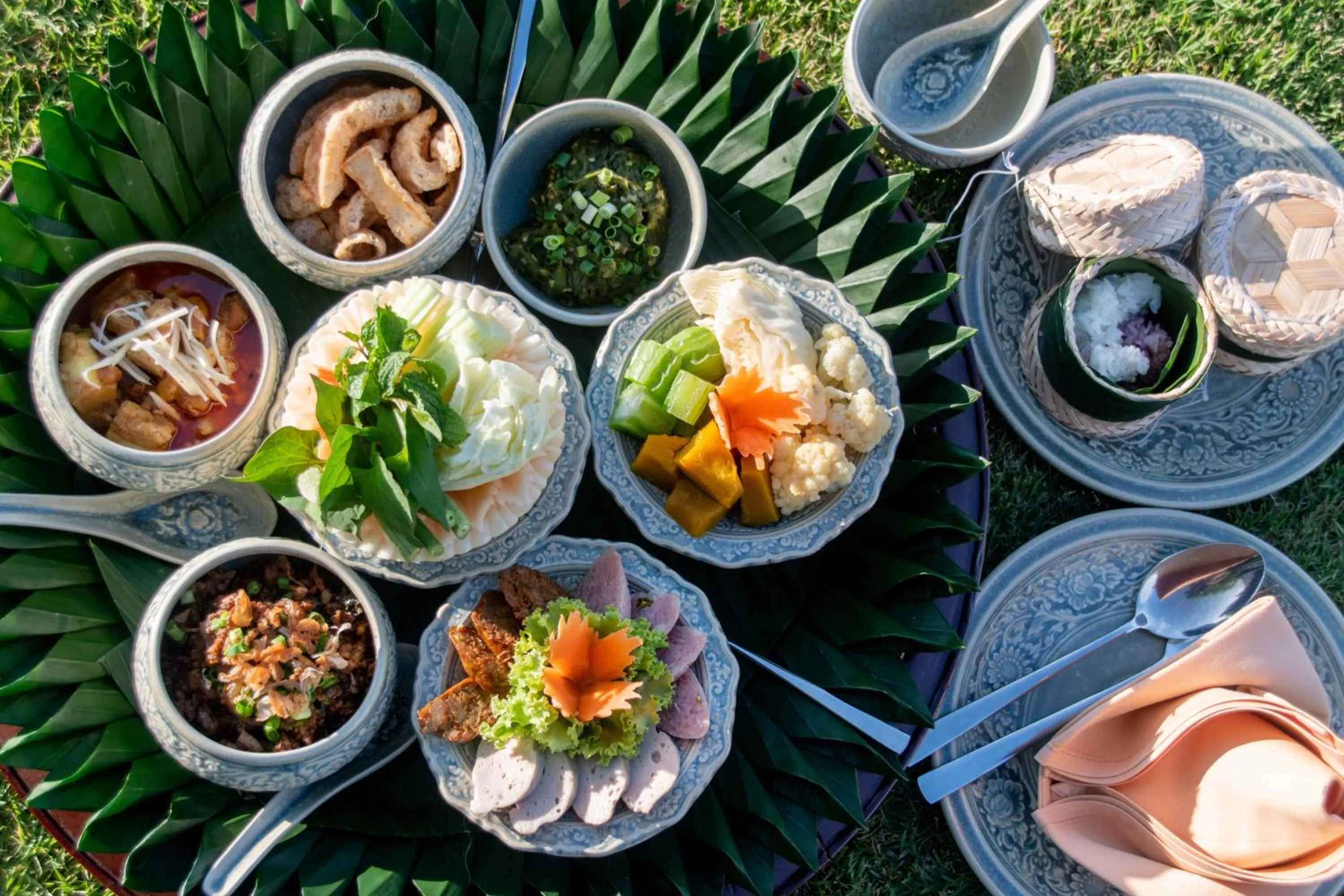 Food in The Riverie by Katathani