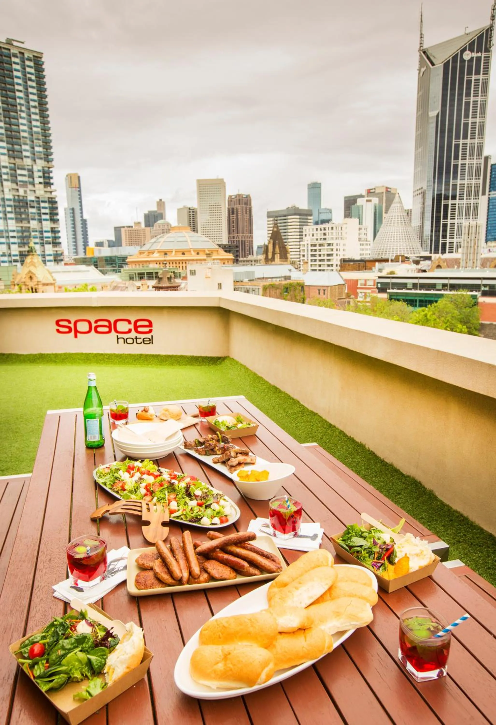 BBQ facilities in Space Hotel