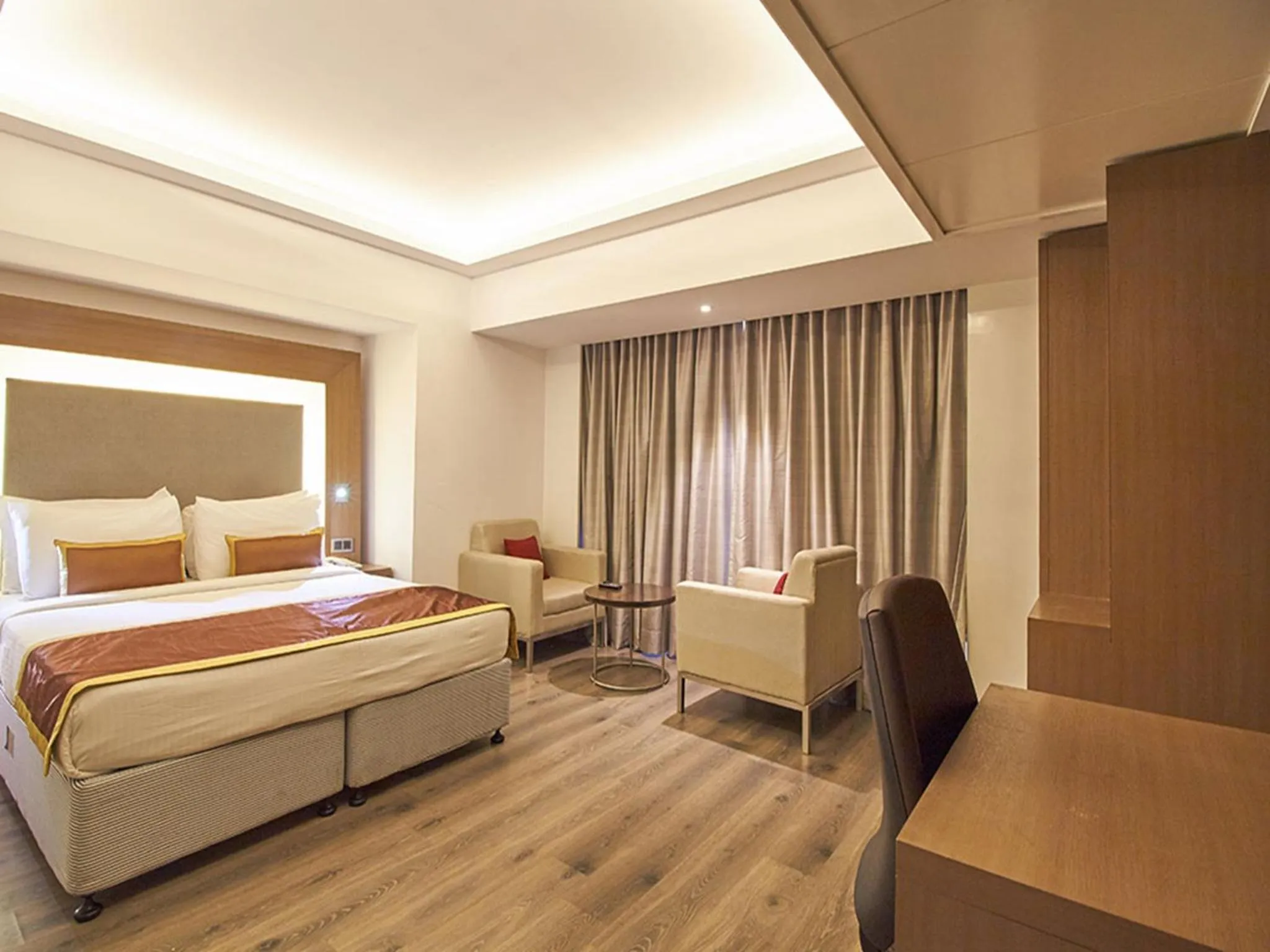 Bedroom, Bed in Sarovar Portico Rivera Ahmedabad