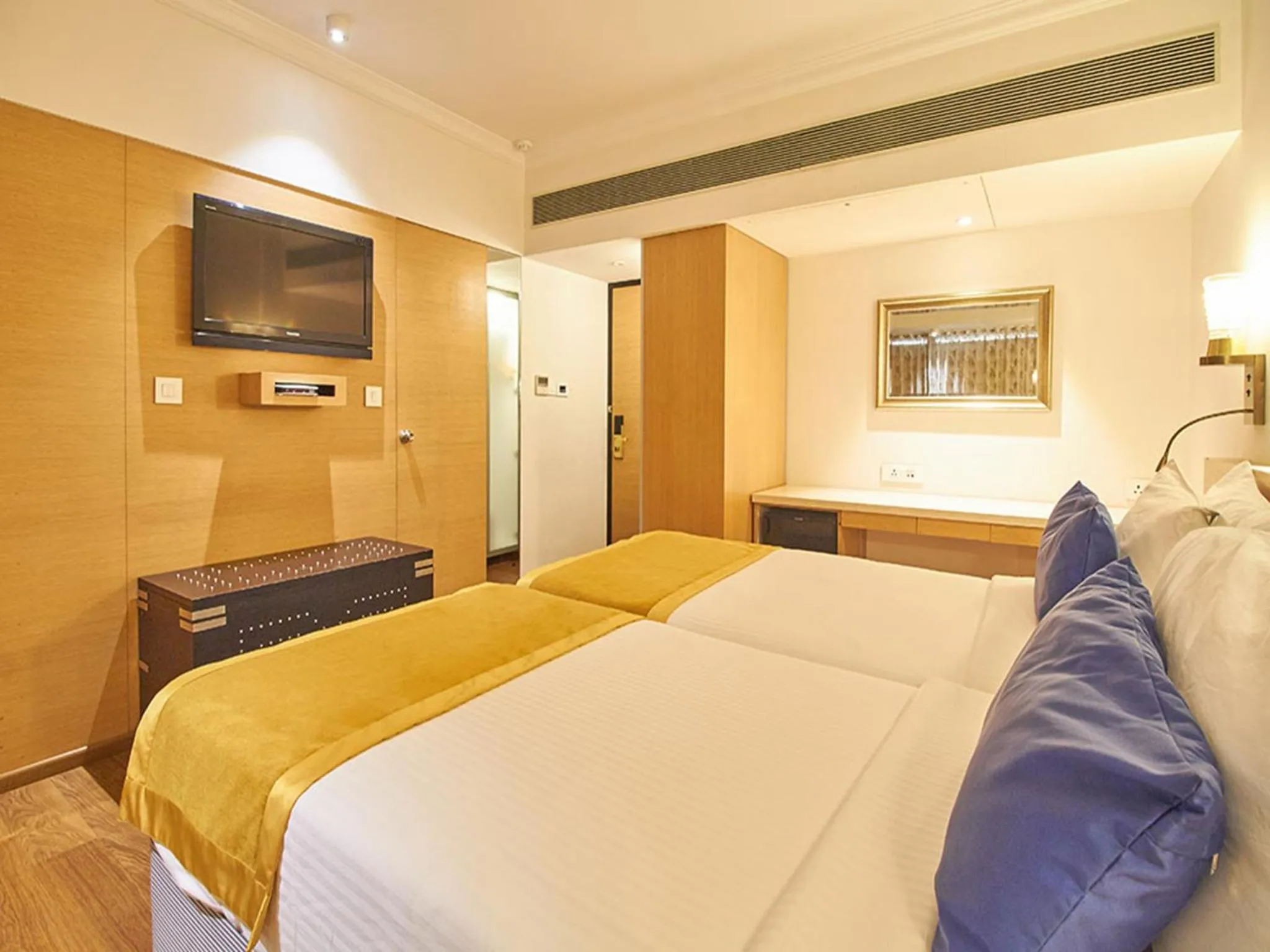 Bedroom, Bed in Sarovar Portico Rivera Ahmedabad