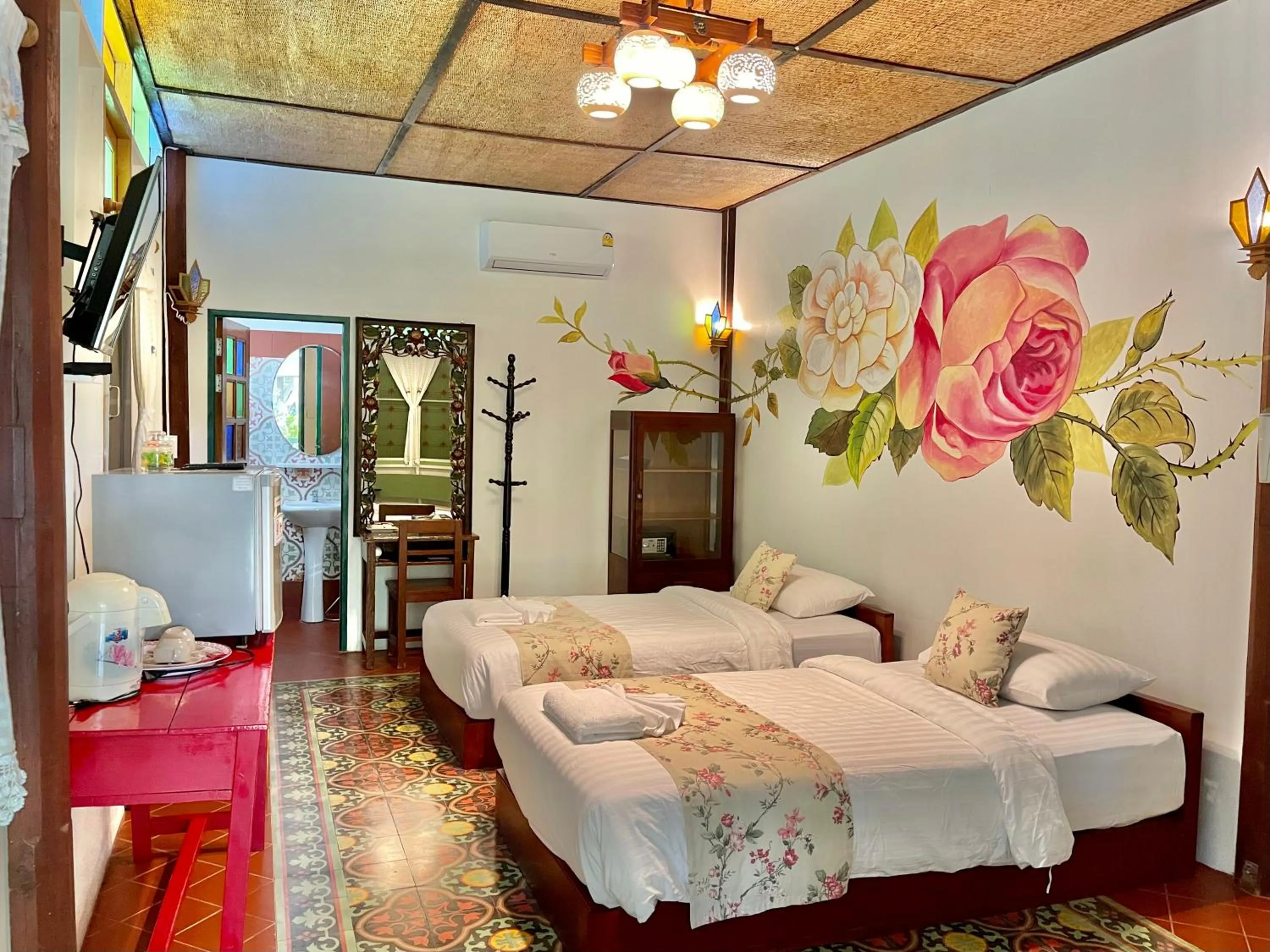 Bed in Baan Imm Sook Resort