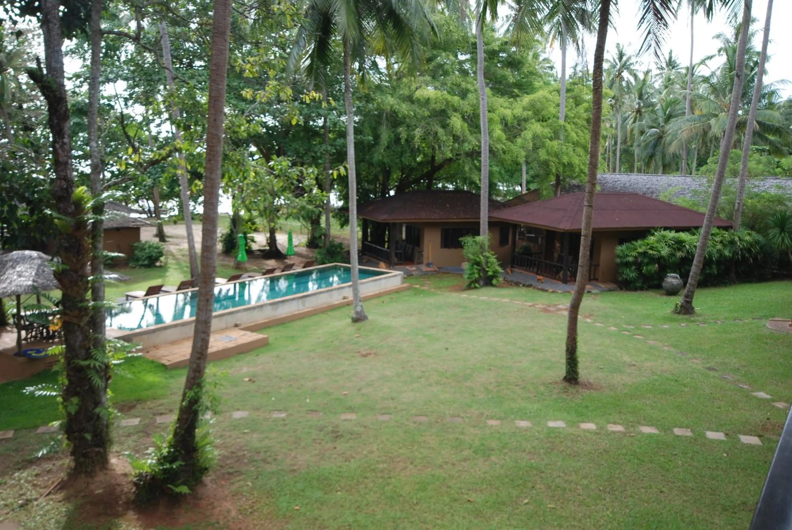 Property building in Melina Beach Front Bungalows