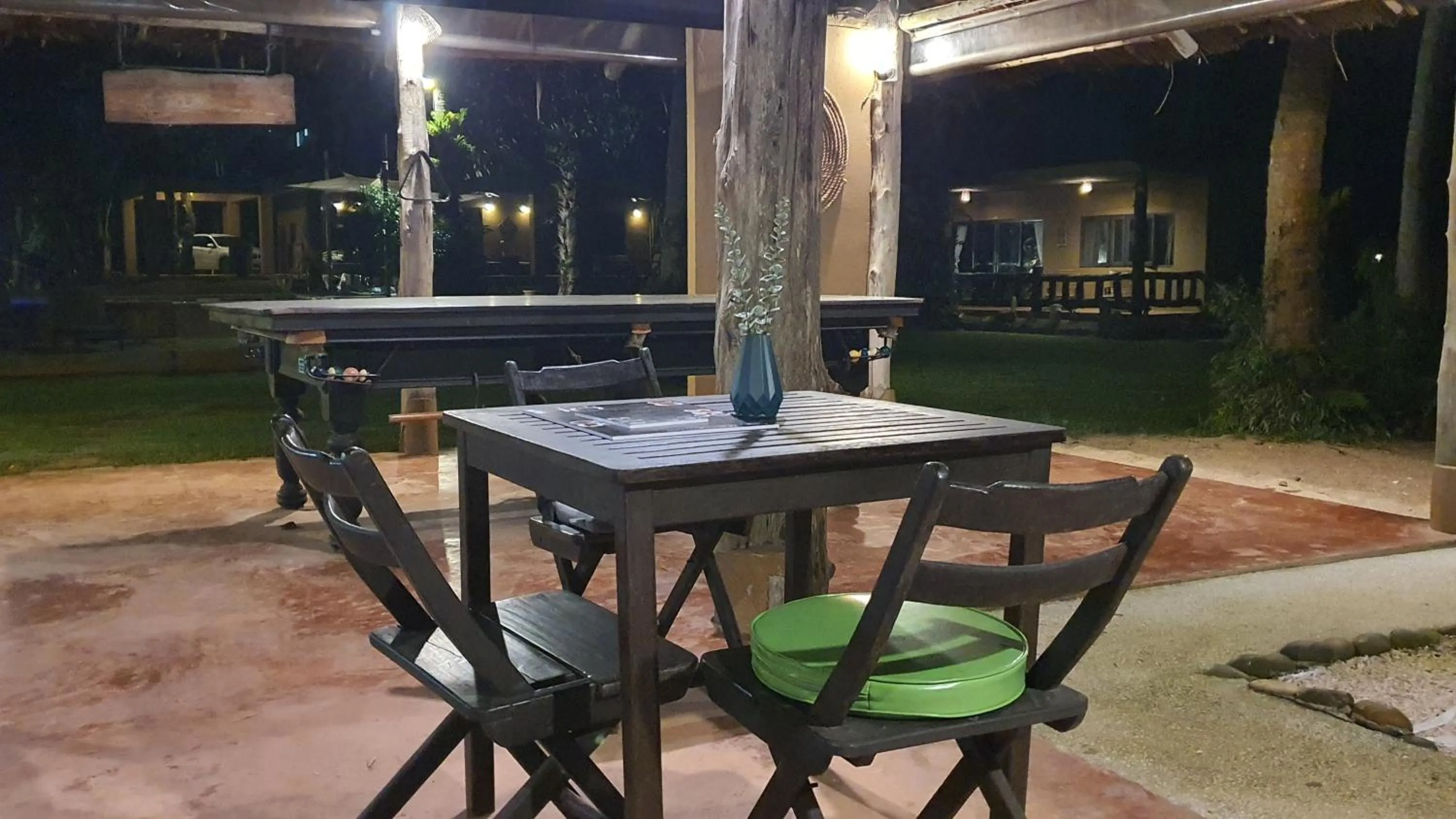 Seating area in Melina Beach Front Bungalows