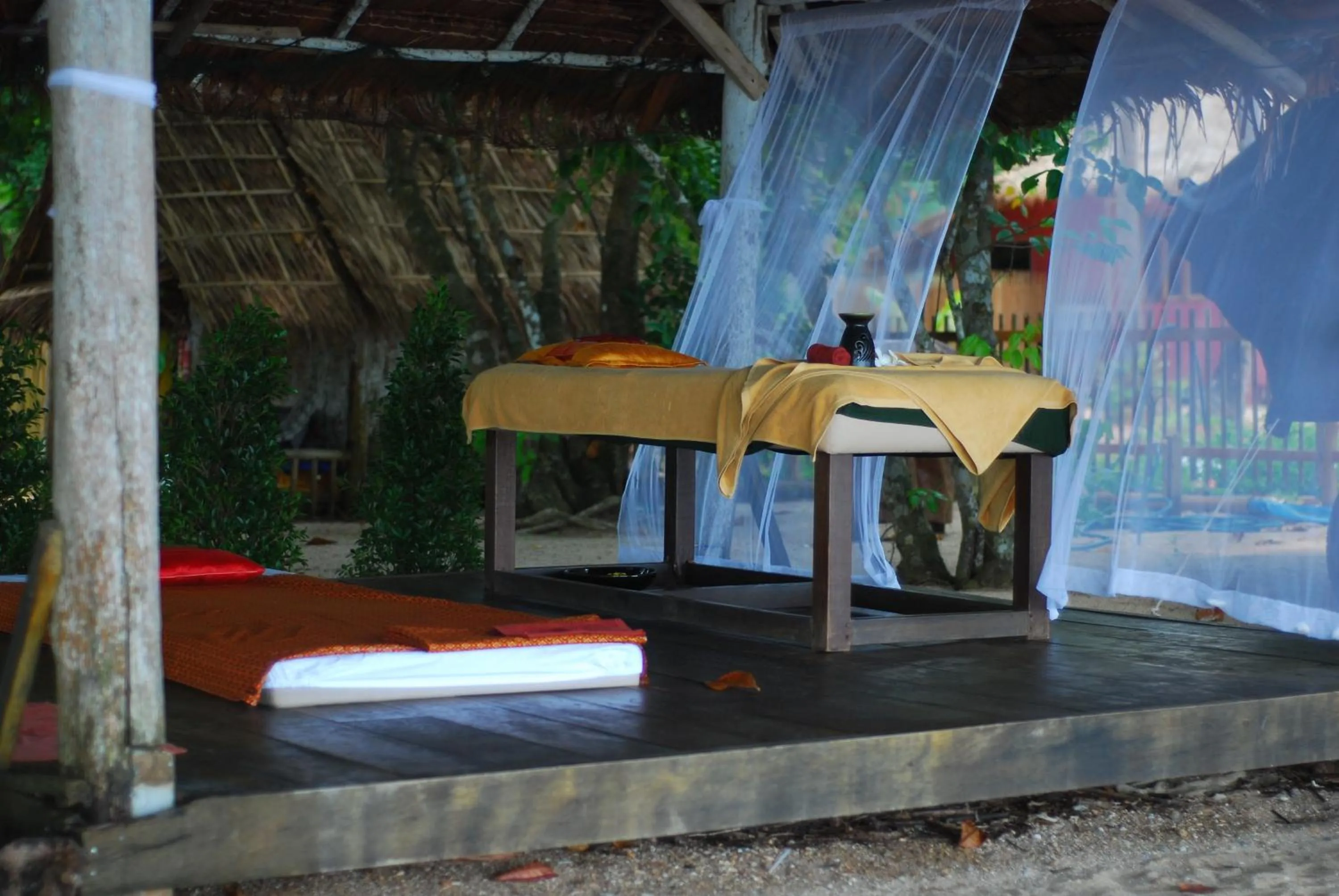 Massage in Melina Beach Front Bungalows