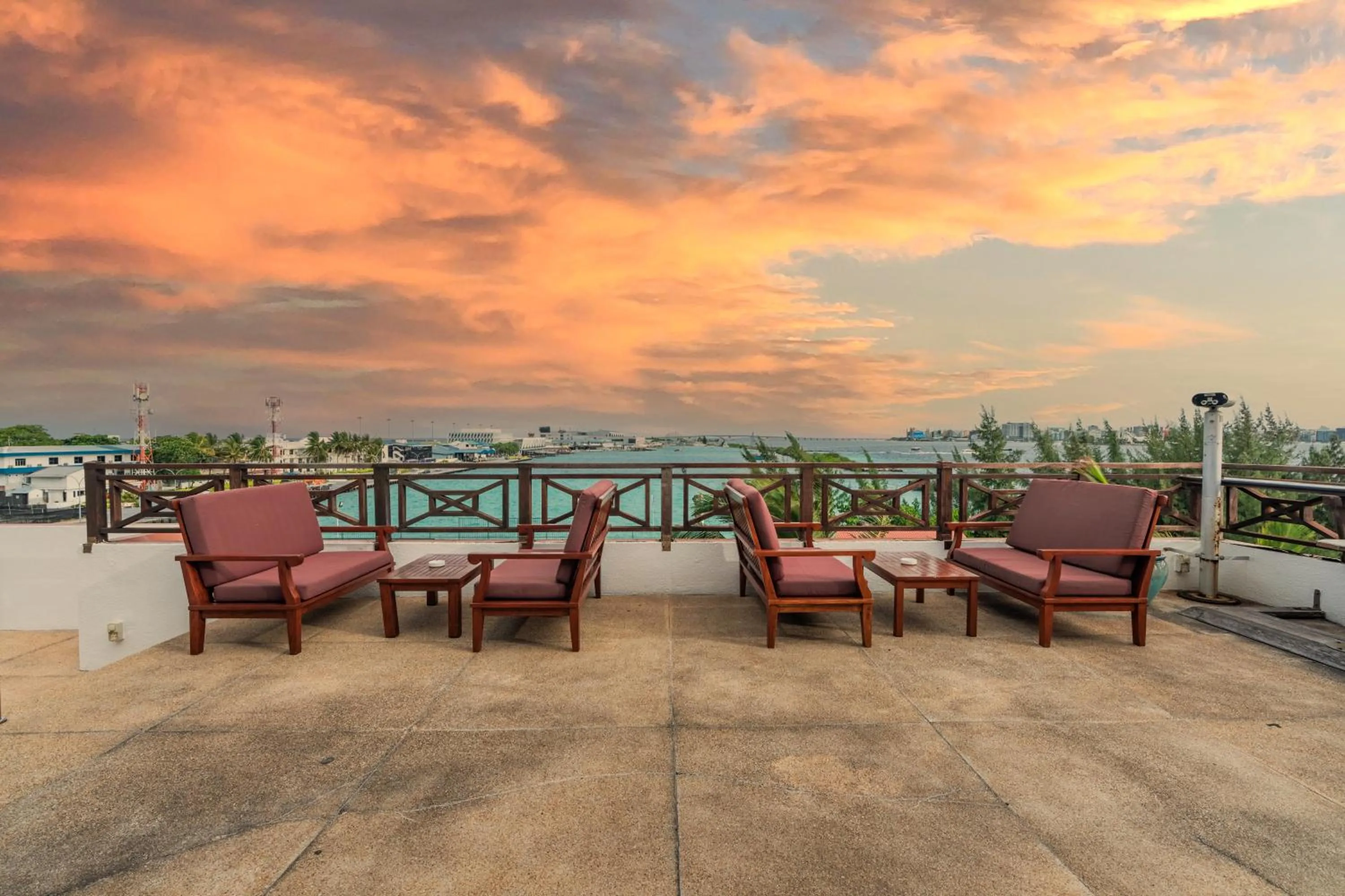 Restaurant/places to eat in Hulhule Island Hotel- Private Beach Access & Airport Pick-up and Drop