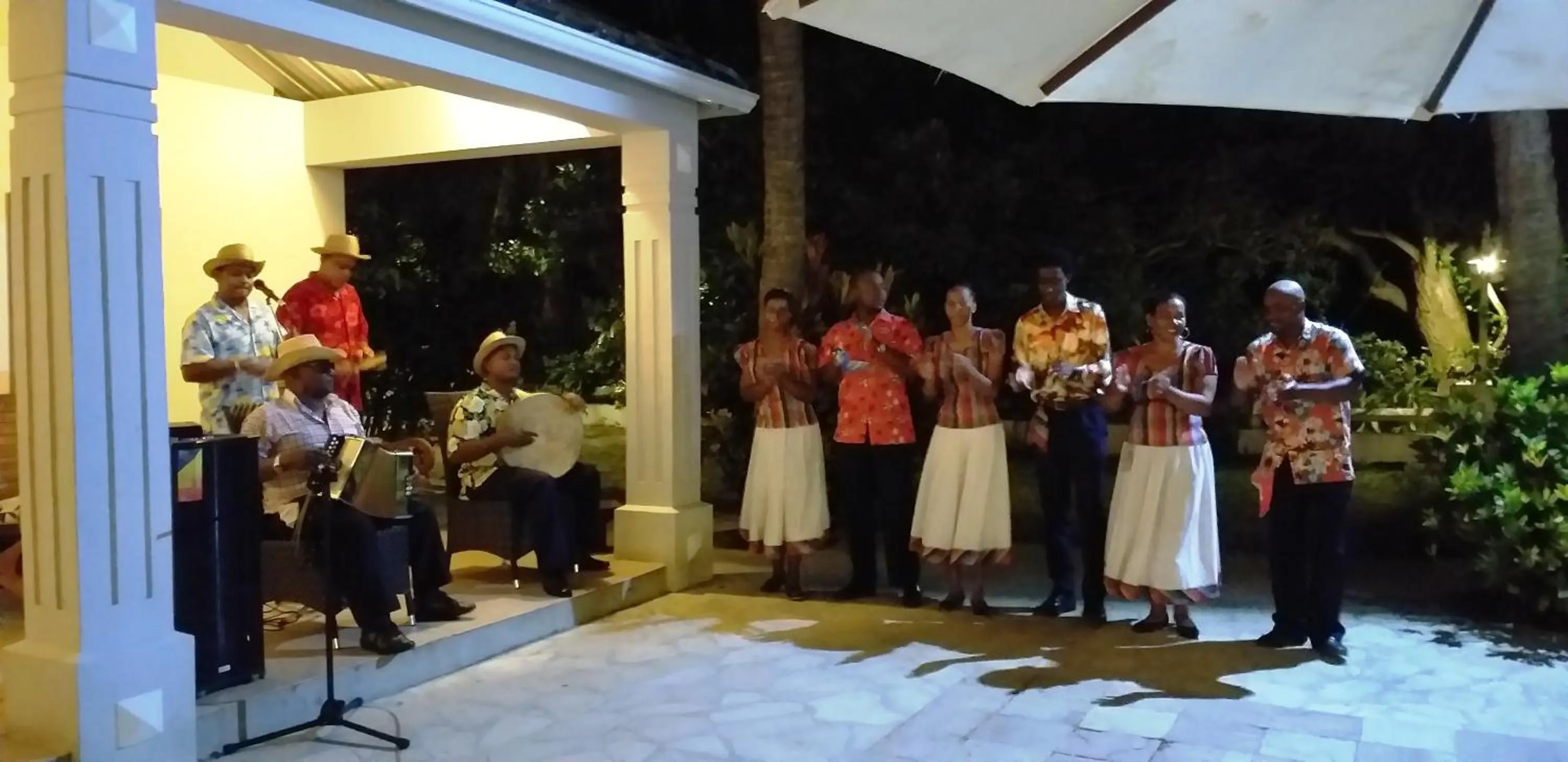 Evening entertainment in Cocotiers Hotel - Rodrigues