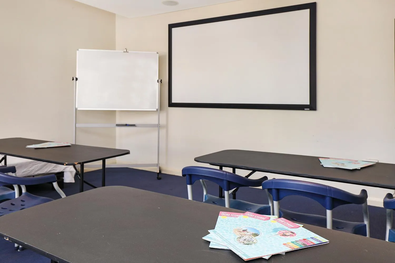 Meeting/conference room in Aqualine Apartments On The Broadwater