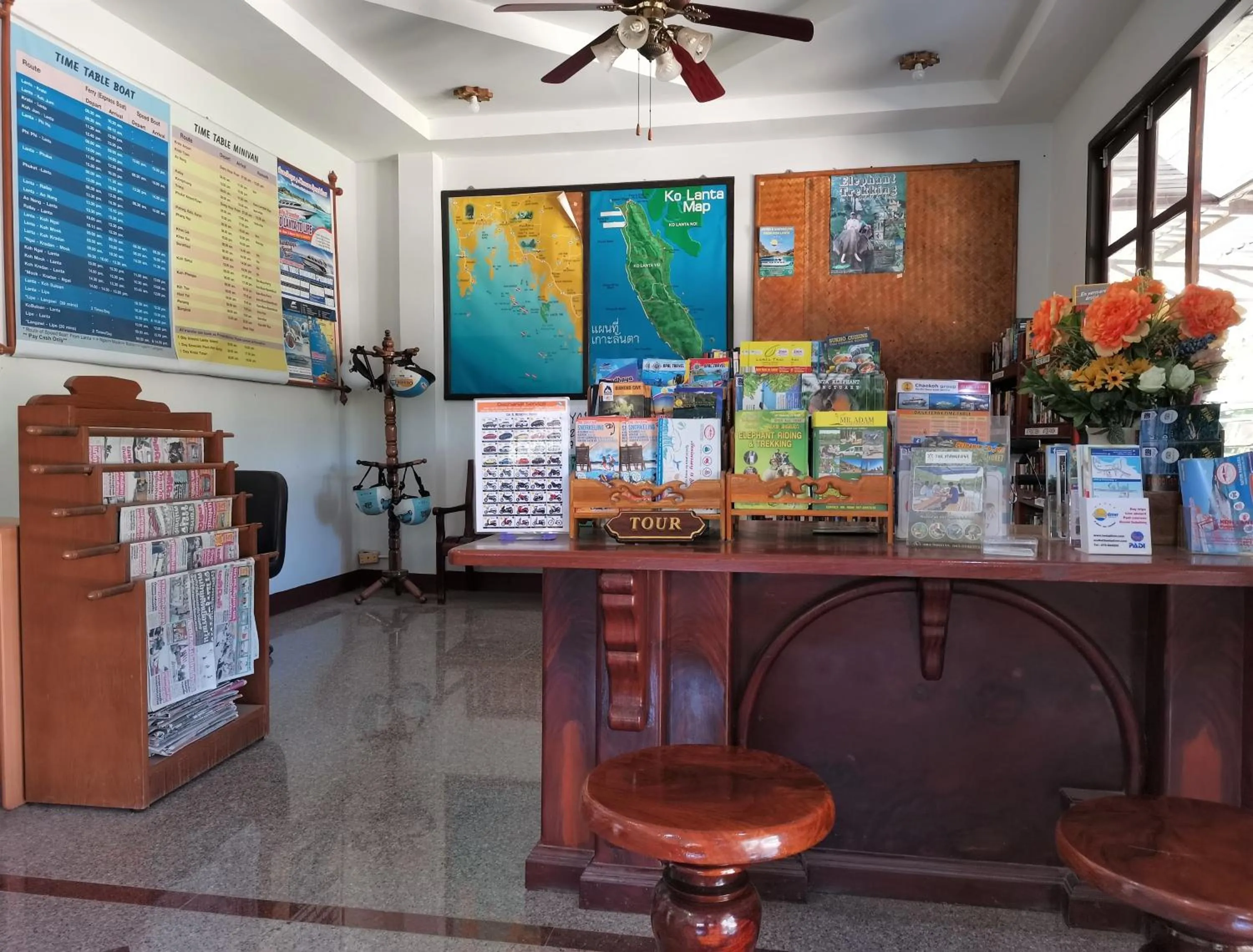Lobby or reception in Holiday Villa, Lanta