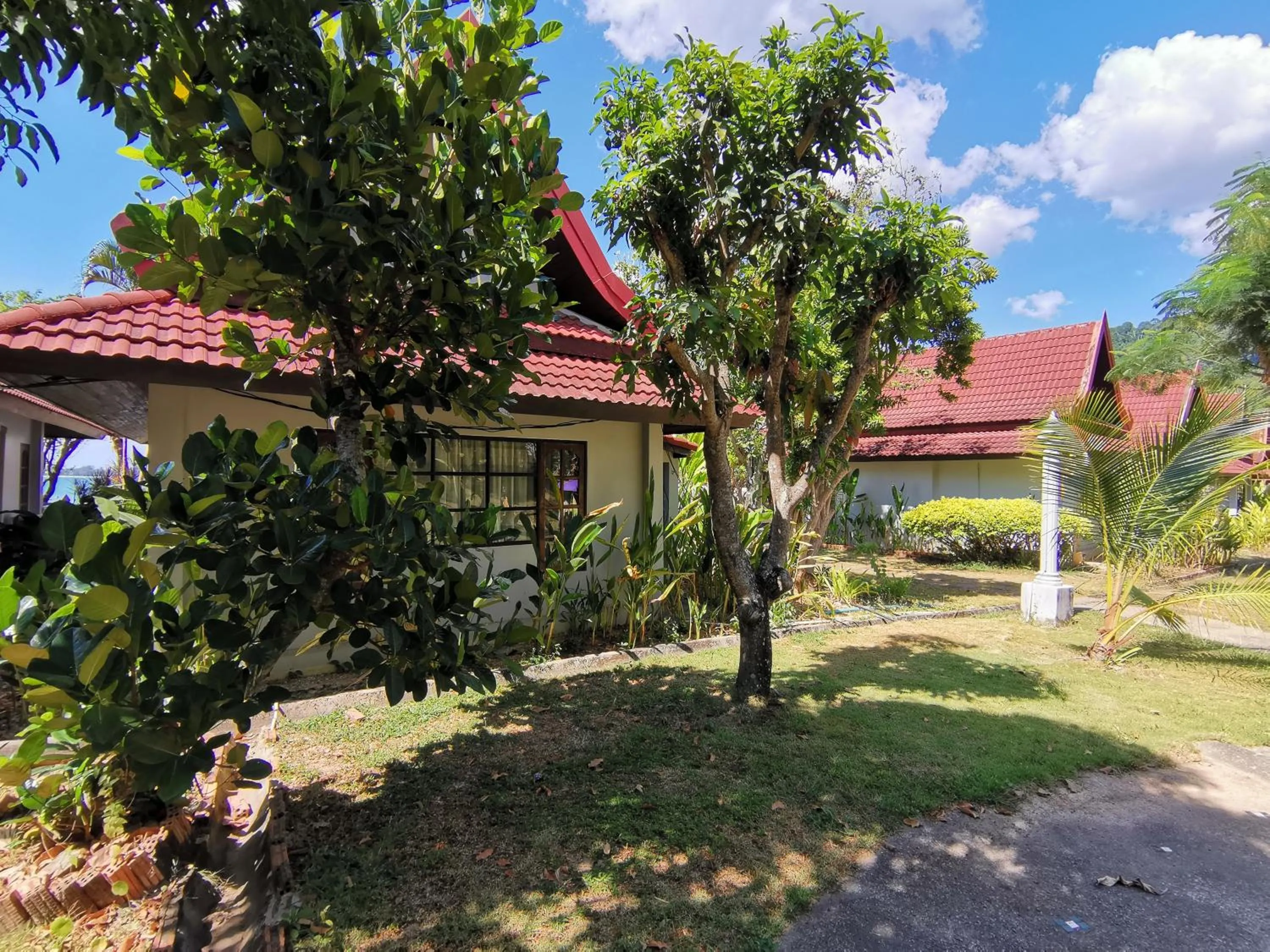 Facade/entrance in Holiday Villa, Lanta