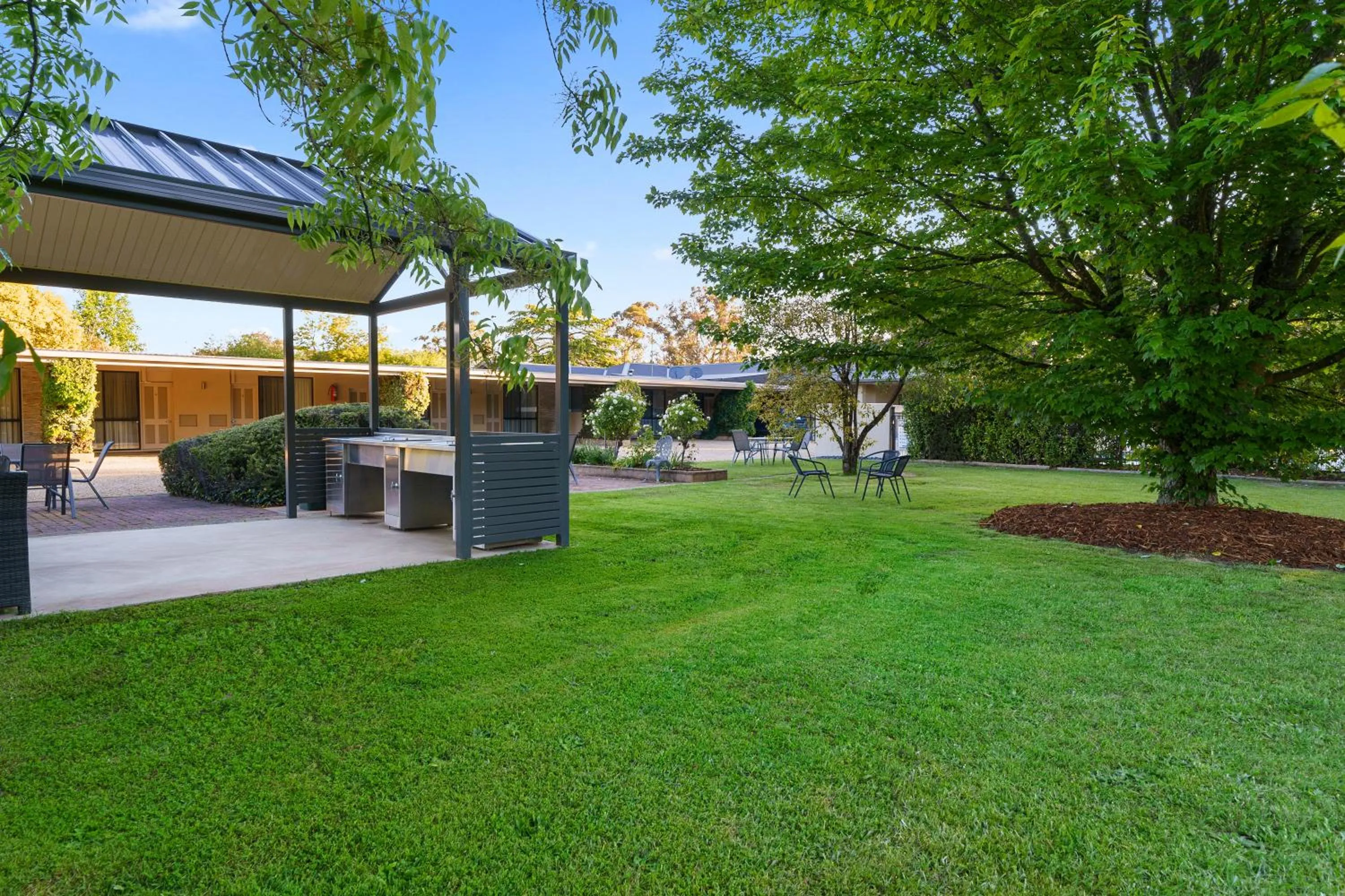 BBQ facilities in Beechworth Motor Inn