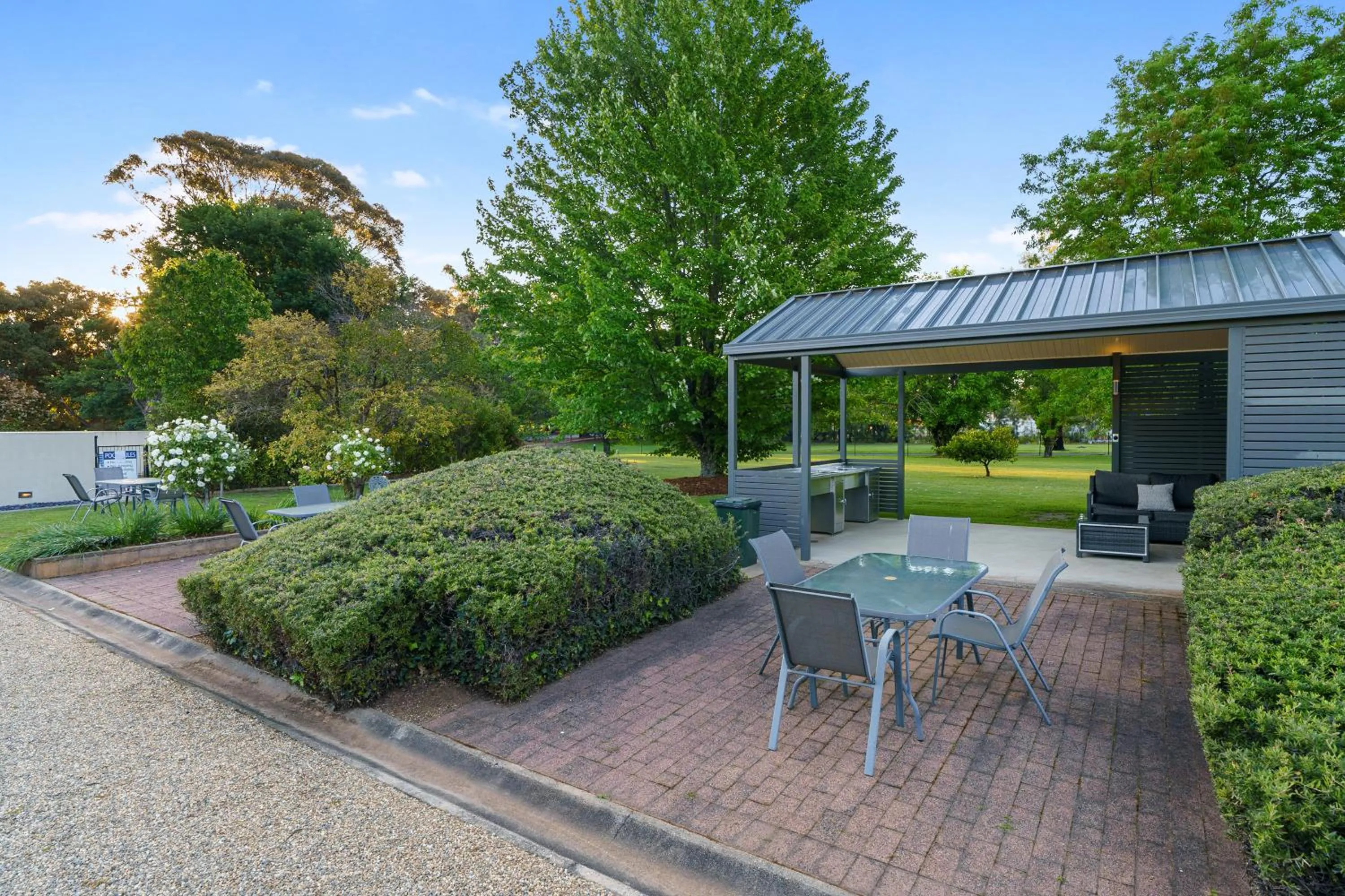 BBQ facilities in Beechworth Motor Inn
