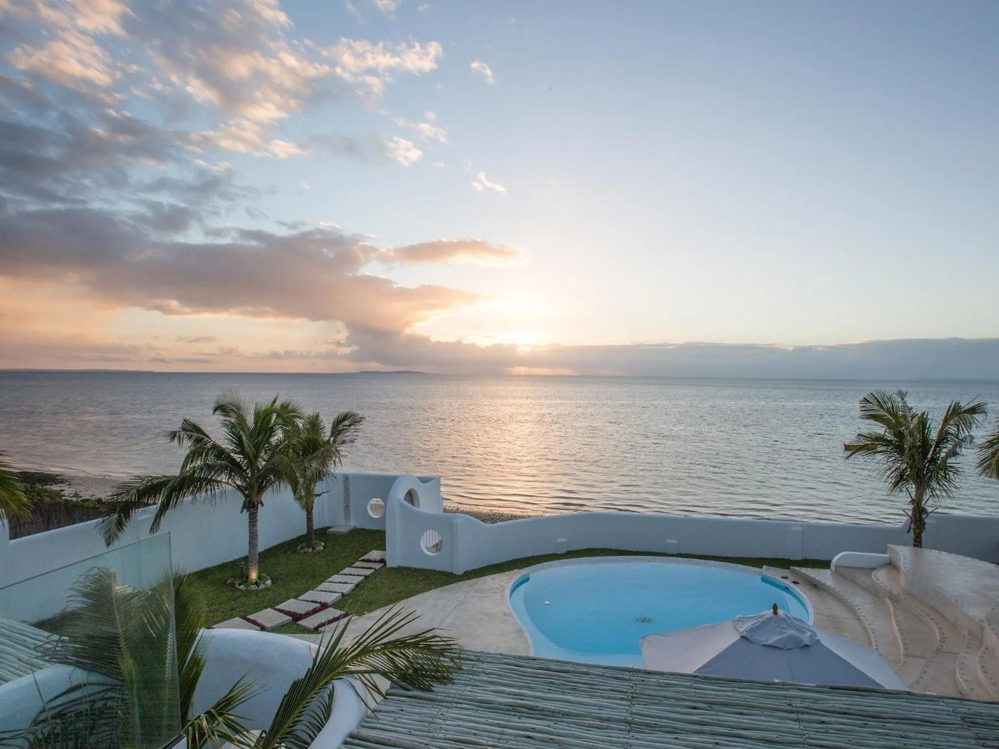 Swimming pool in Beach House