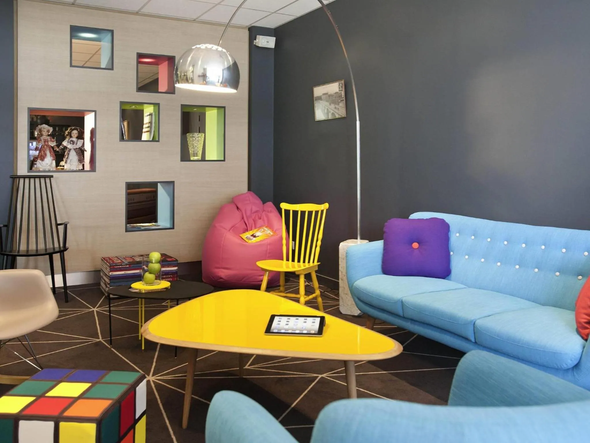 Lounge or bar in ibis Styles Roanne Centre Gare