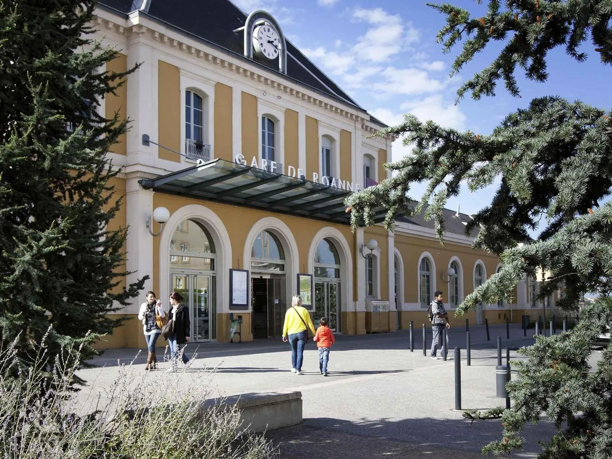 Property building in ibis Styles Roanne Centre Gare