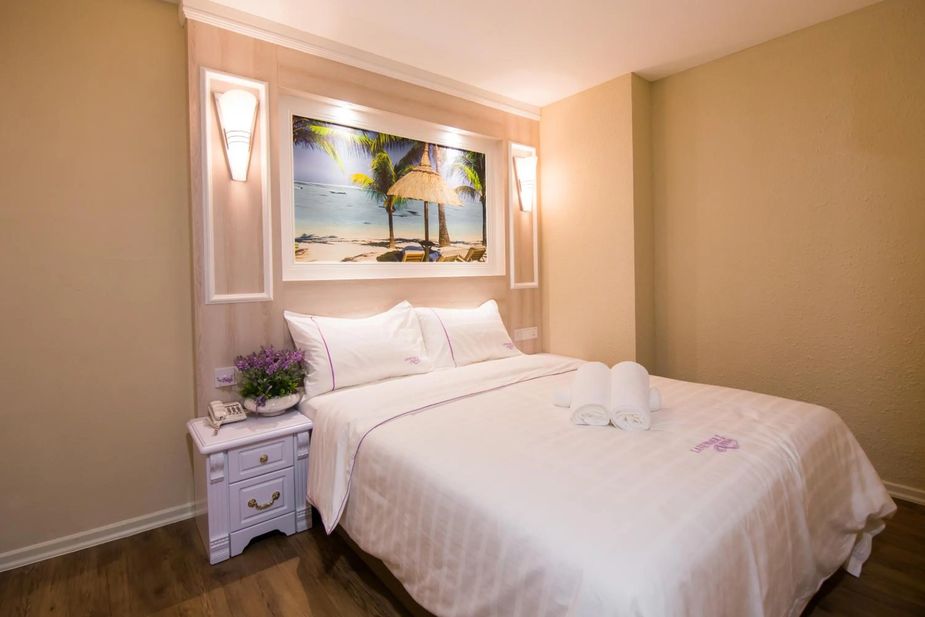 Bed in Lavender Inn USJ