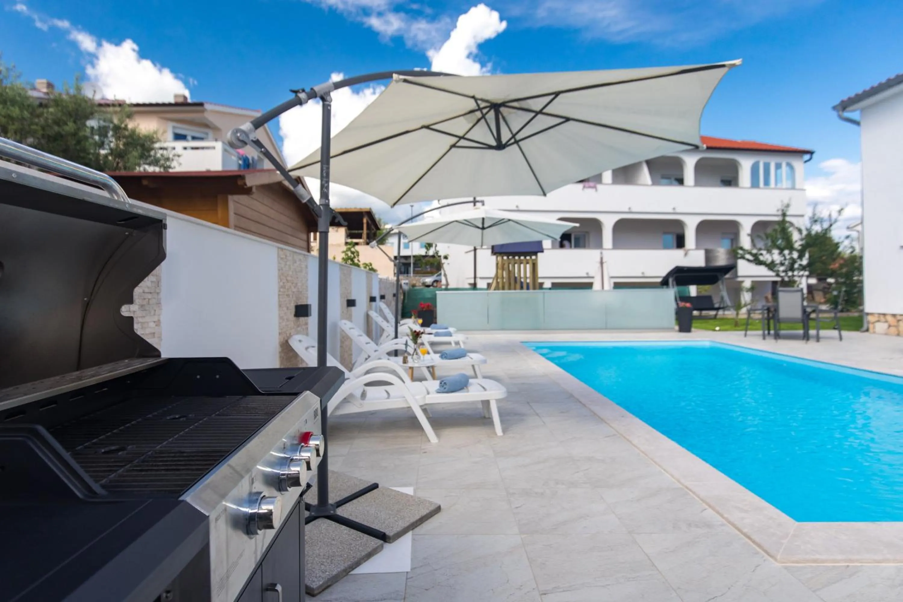 Apartment house LiJan