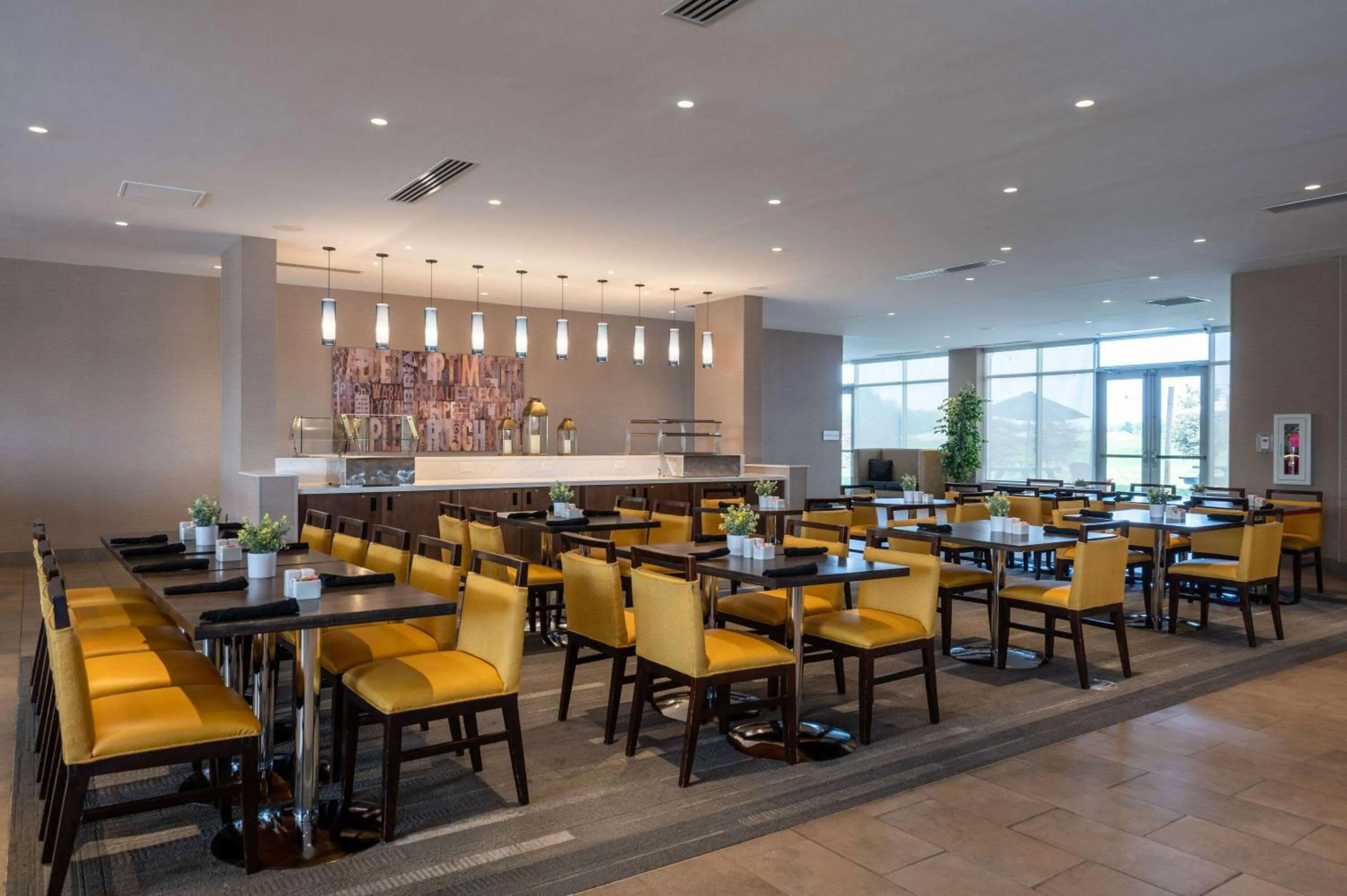 Breakfast in Wyndham Westfield