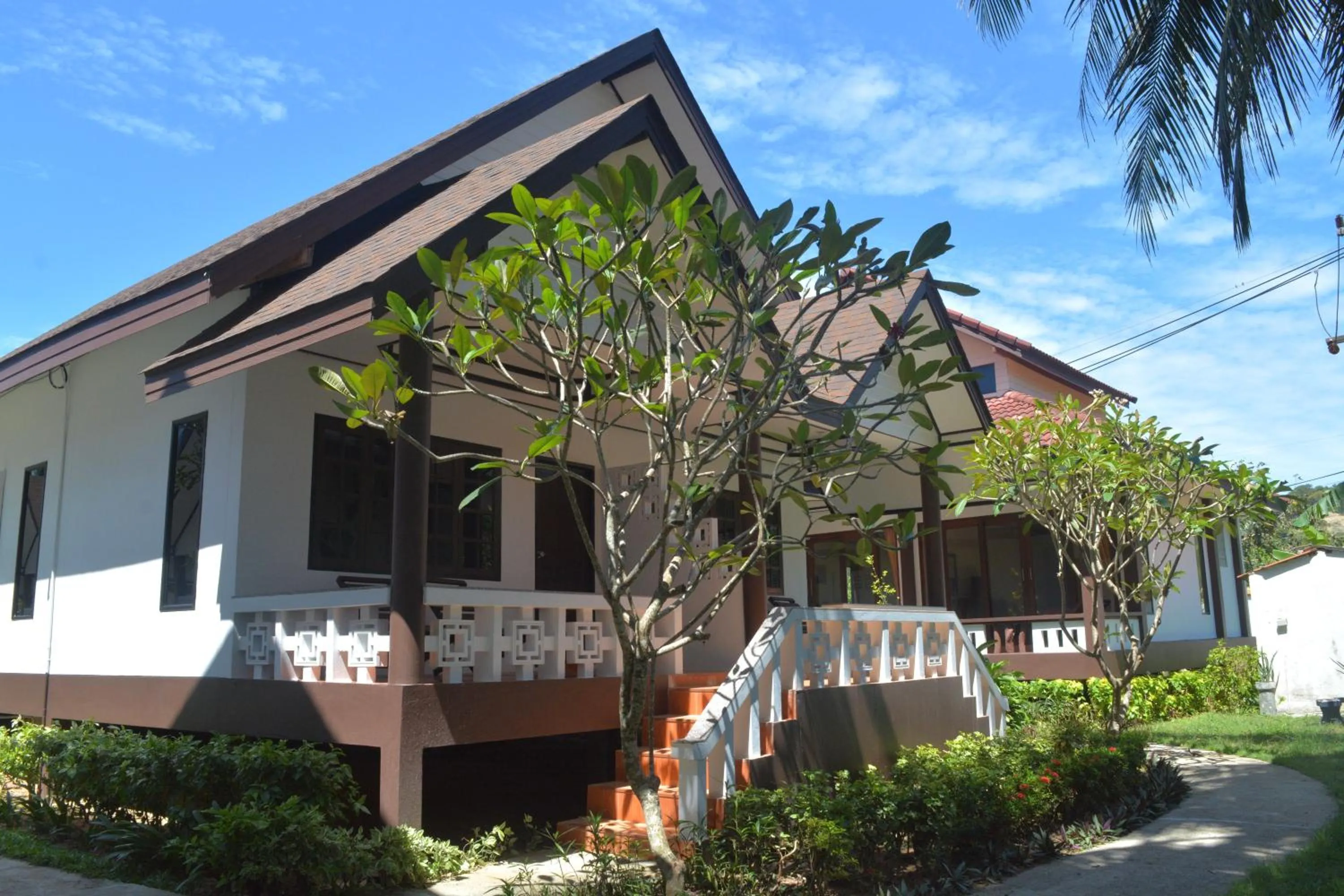 Lanta IL Mare Beach Resort