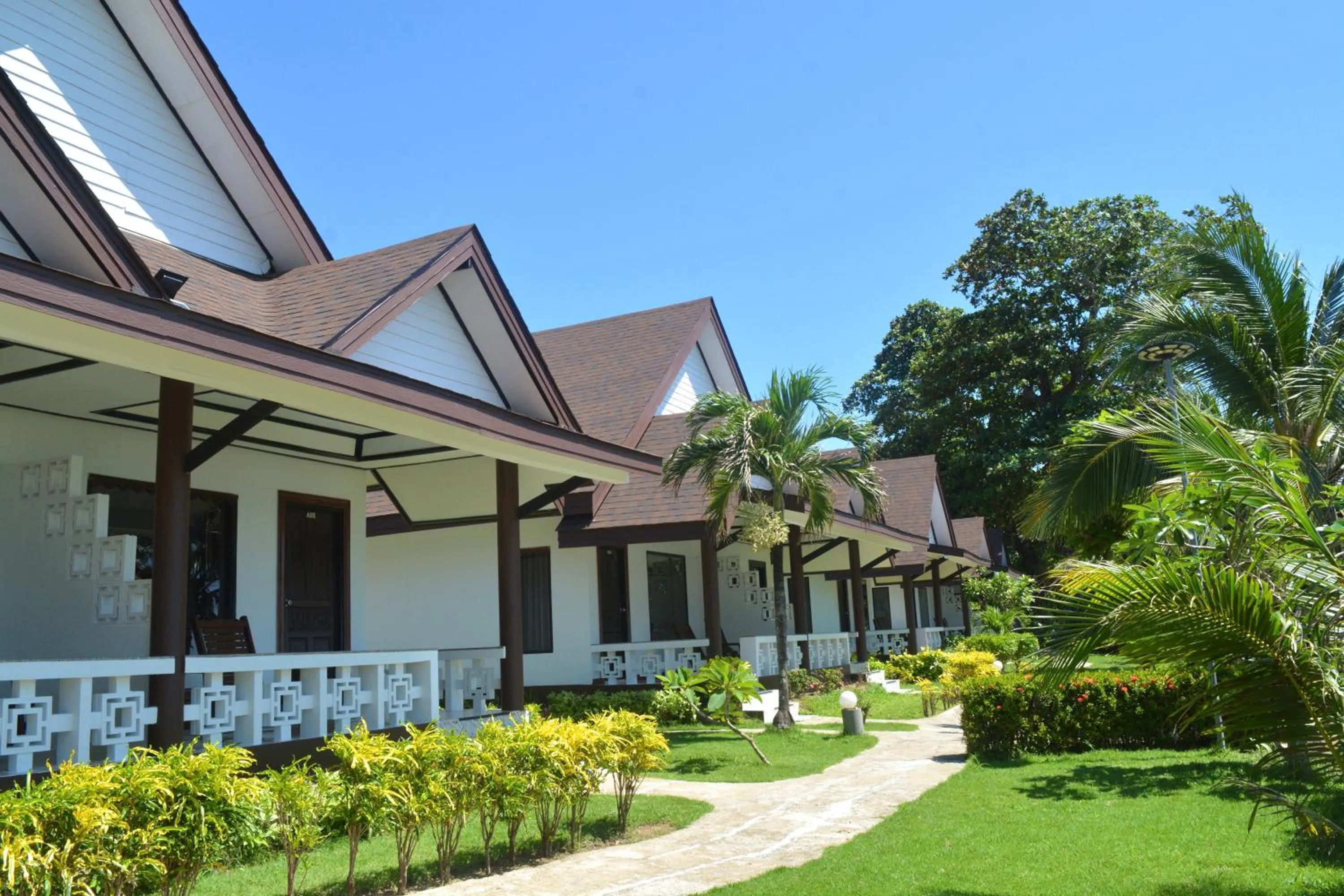 Lanta IL Mare Beach Resort