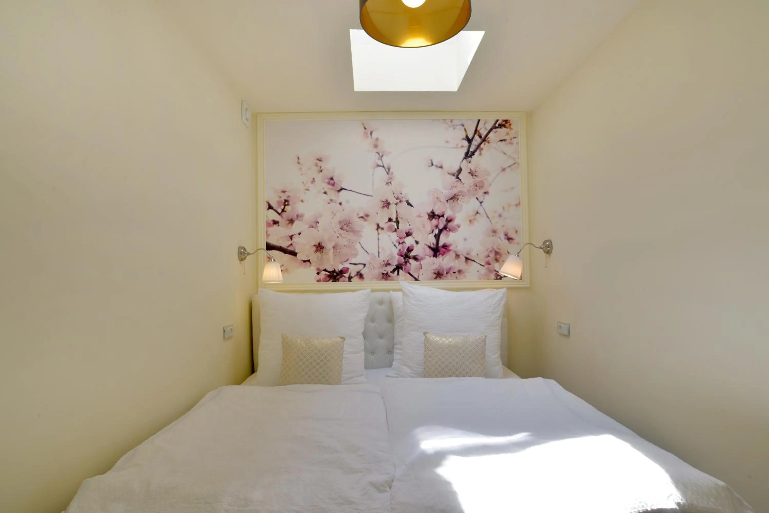 Bed in Hotel Zehnthof