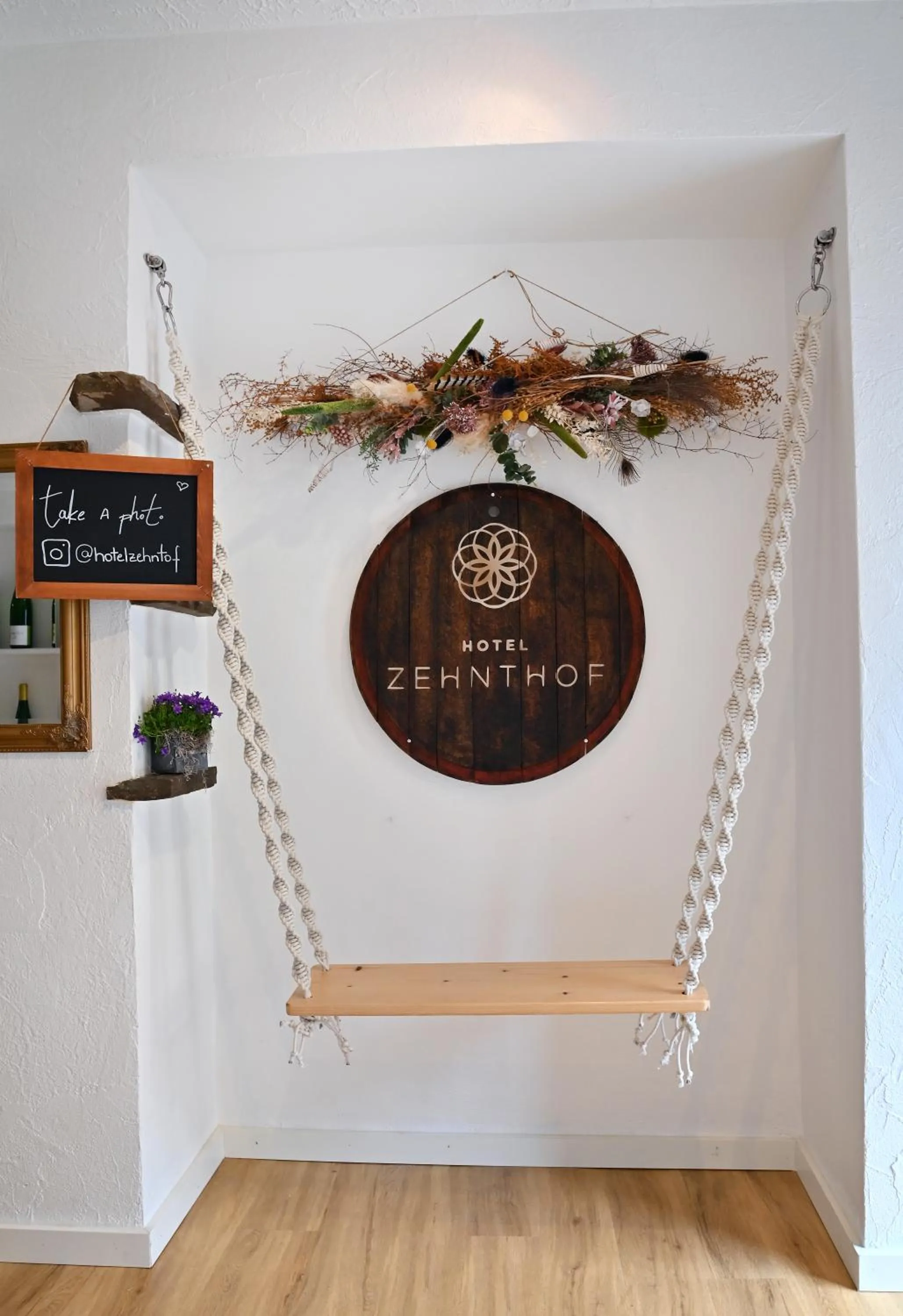 Property logo or sign in Hotel Zehnthof