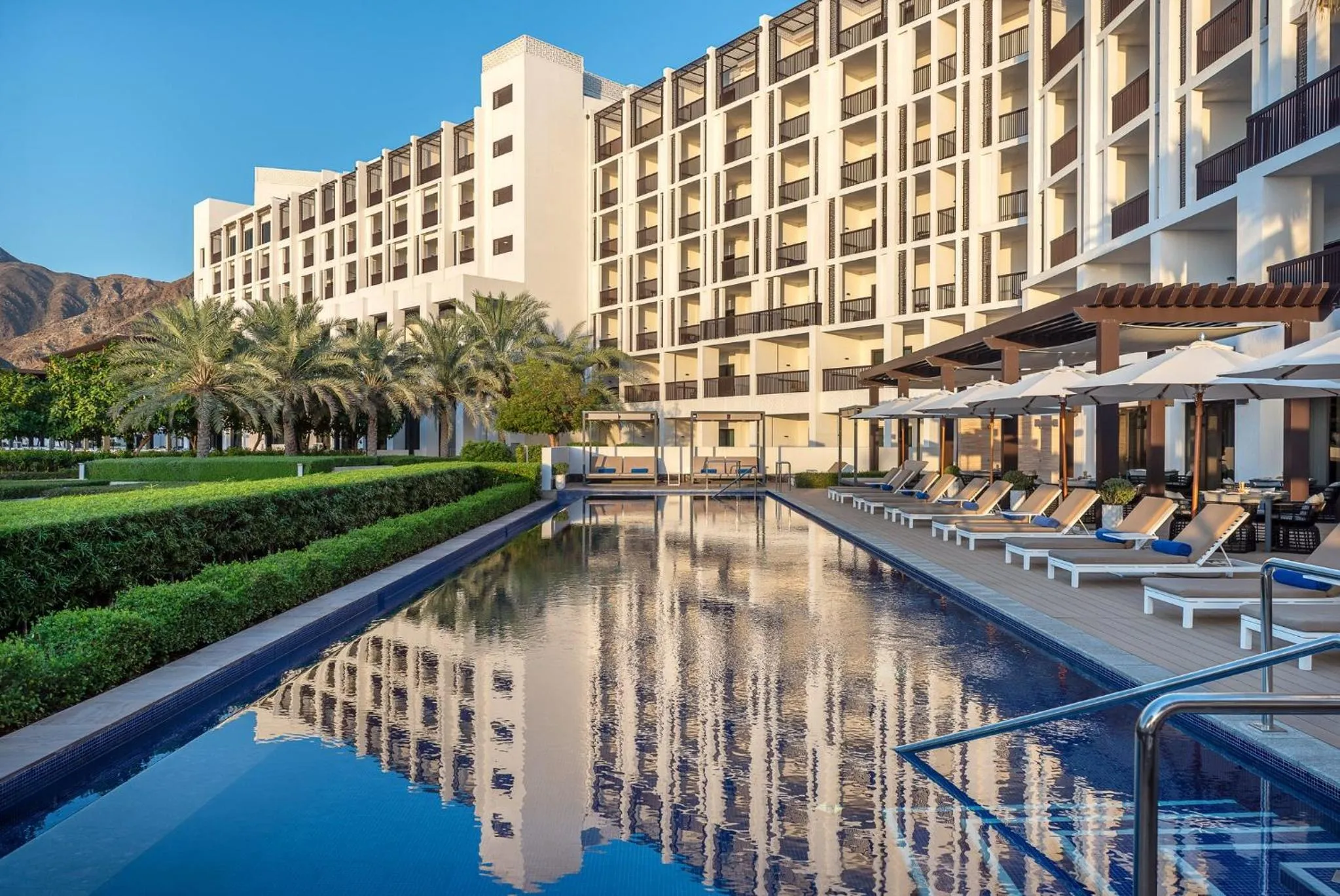 Swimming pool in InterContinental Fujairah Resort by IHG