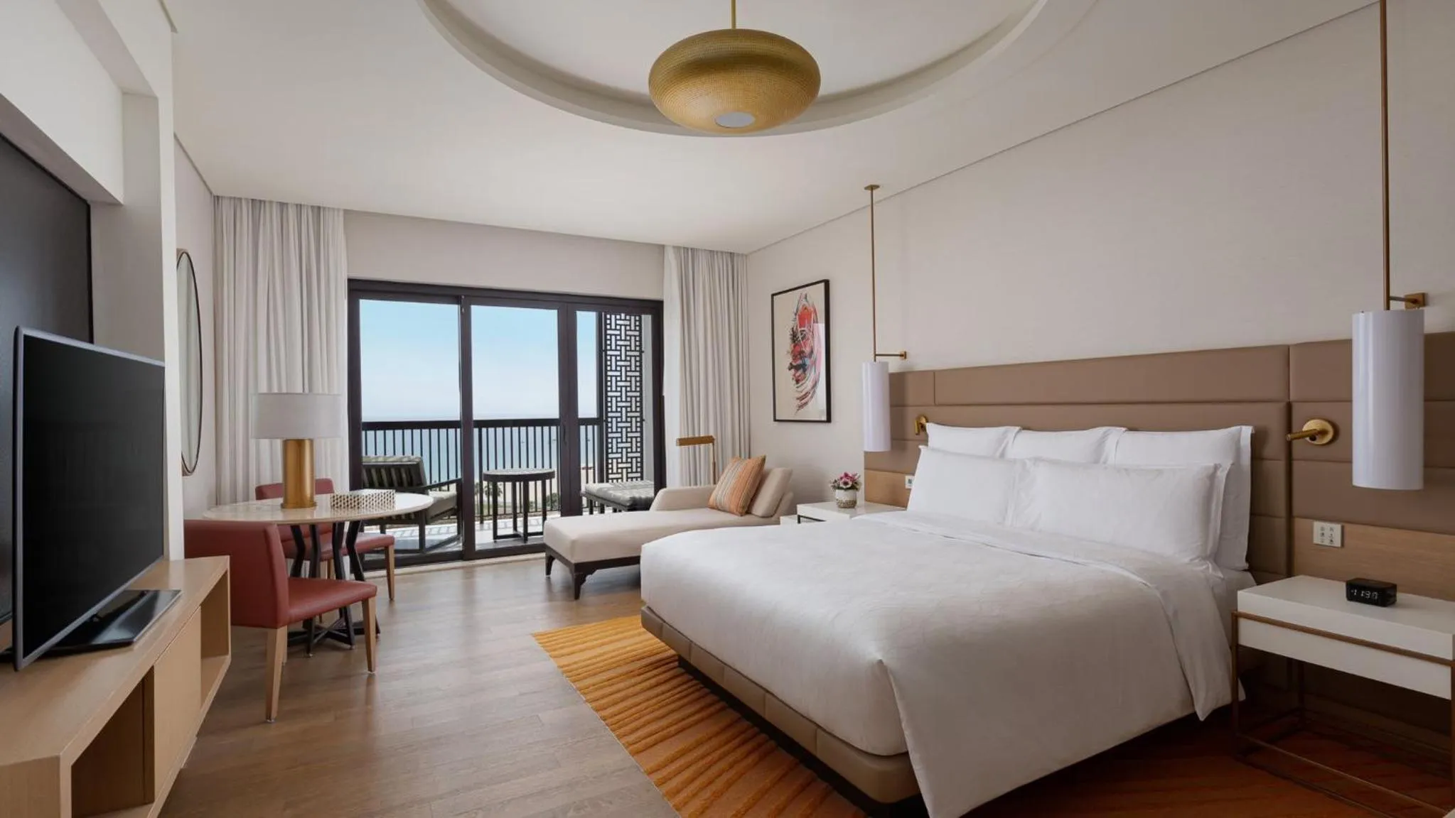Photo of the whole room, Bed in InterContinental Fujairah Resort by IHG