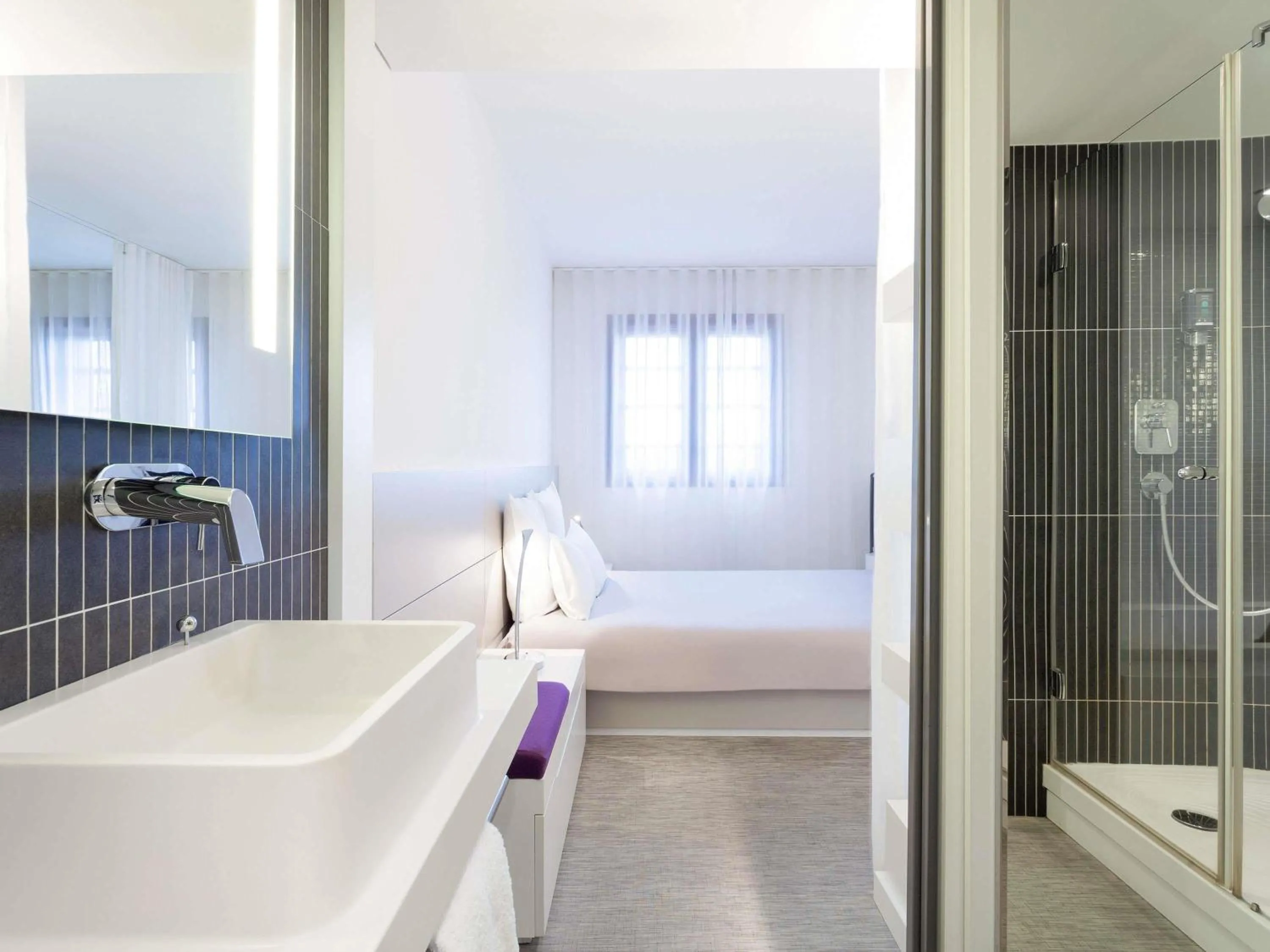 Property building in Novotel Suites Perpignan Centre - Grandes Suites & Confort Centre-Ville