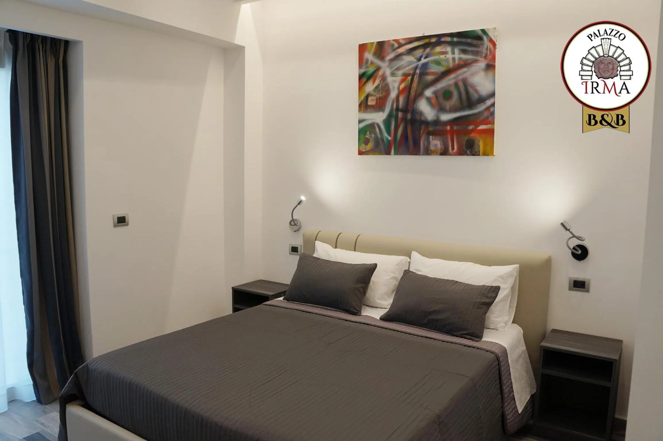 Balcony/Terrace, Bed in Palazzo IrMa - Hotel - B&B Luxury