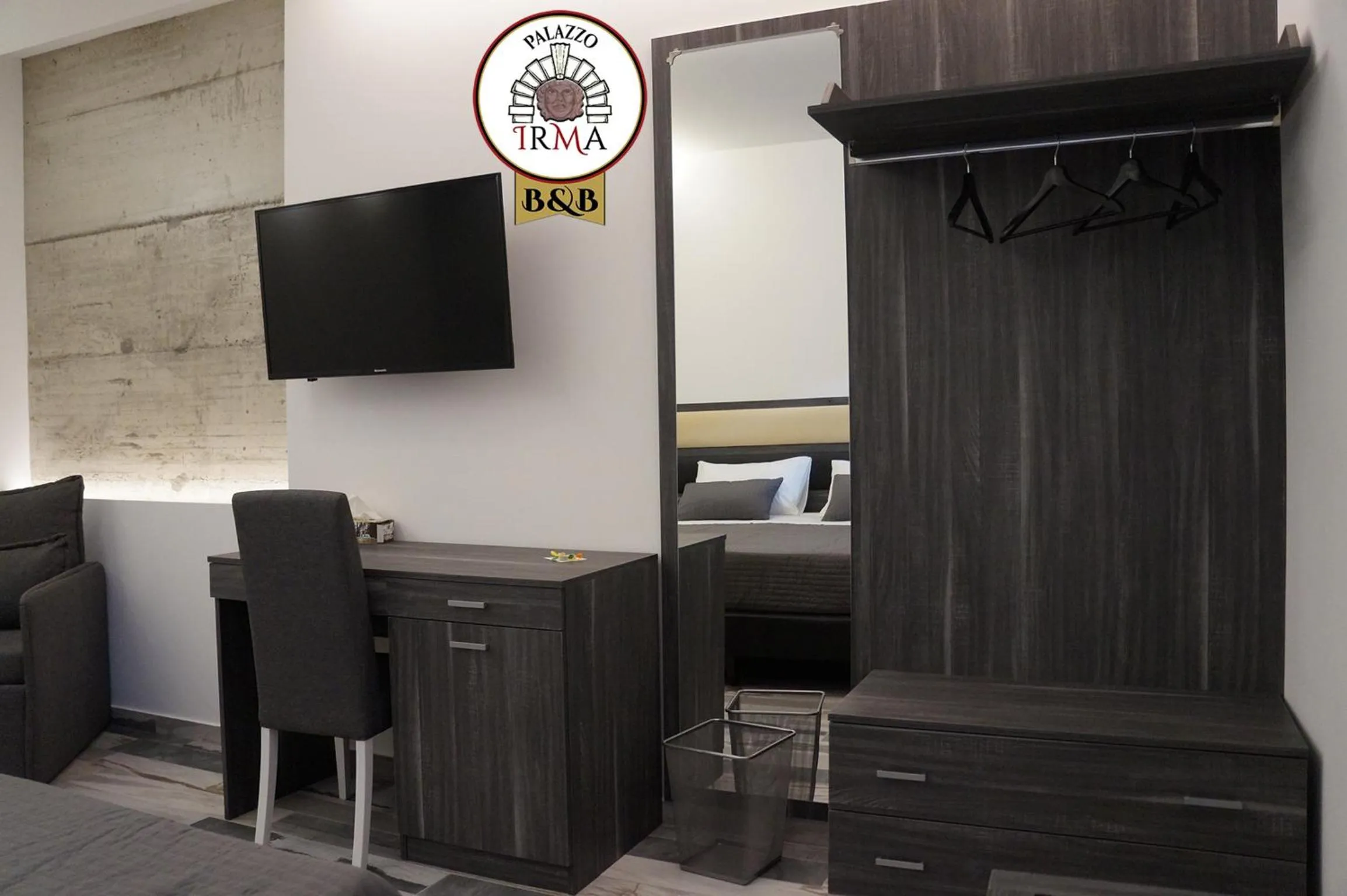 TV and multimedia in Palazzo IrMa - Hotel - B&B Luxury