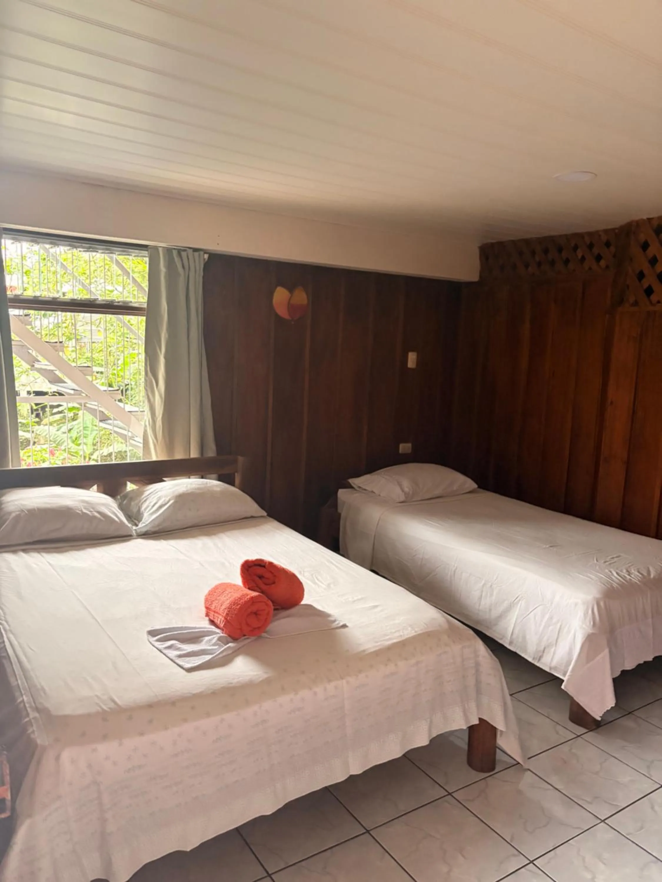 Budget Double Room in Hospedaje Angeluz