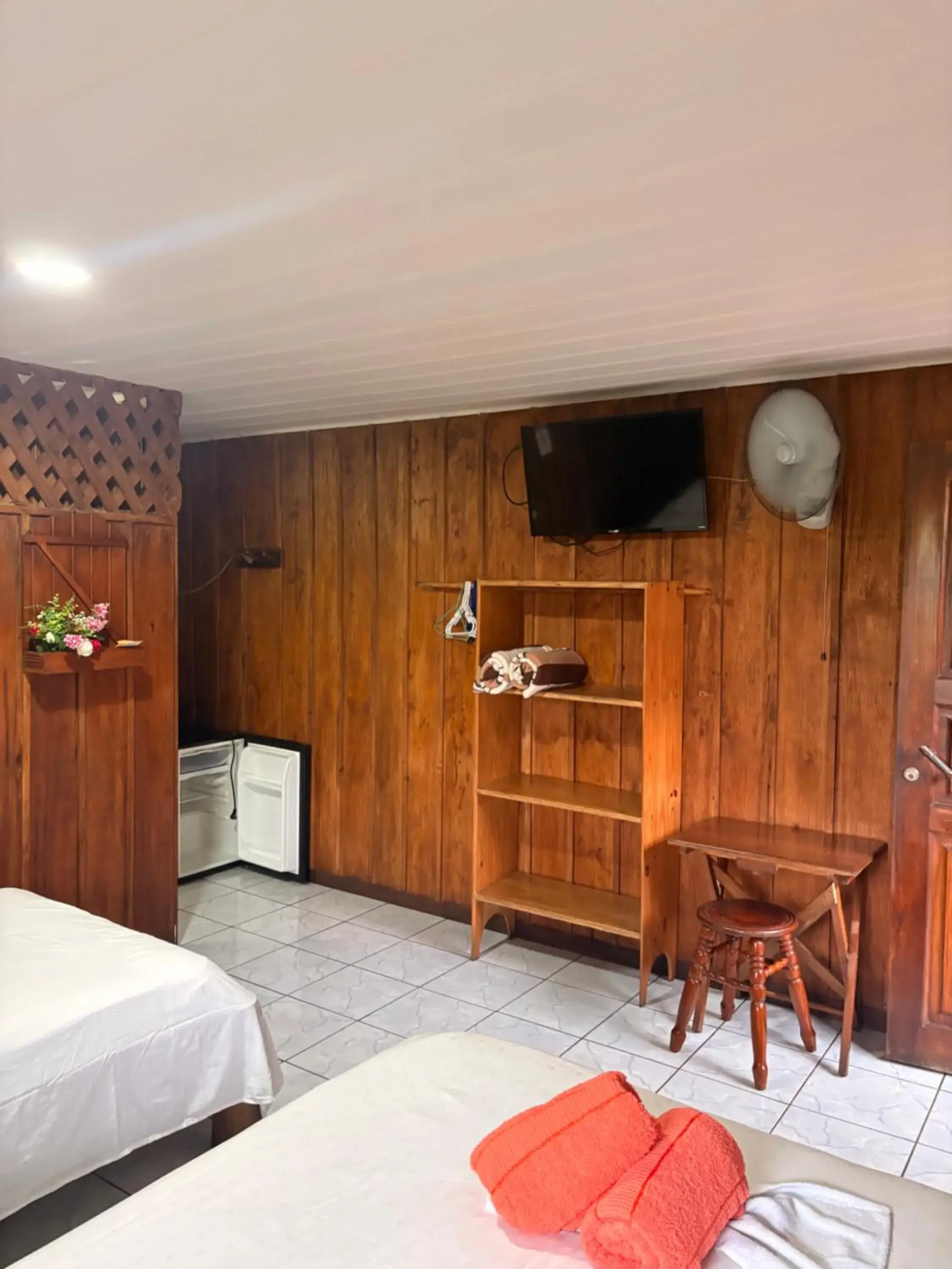 Budget Double Room in Hospedaje Angeluz Budget Double Room in Hospedaje Angeluz