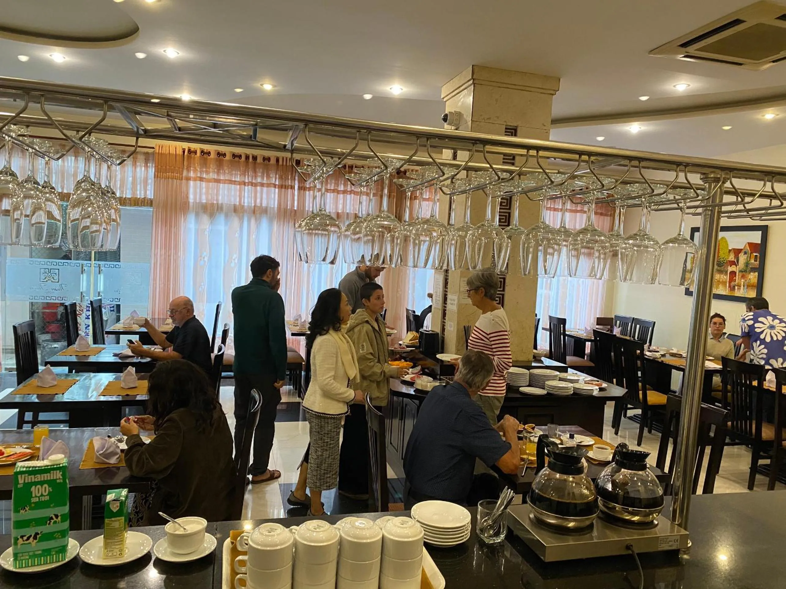 Breakfast in Than Thien - Friendly Hotel