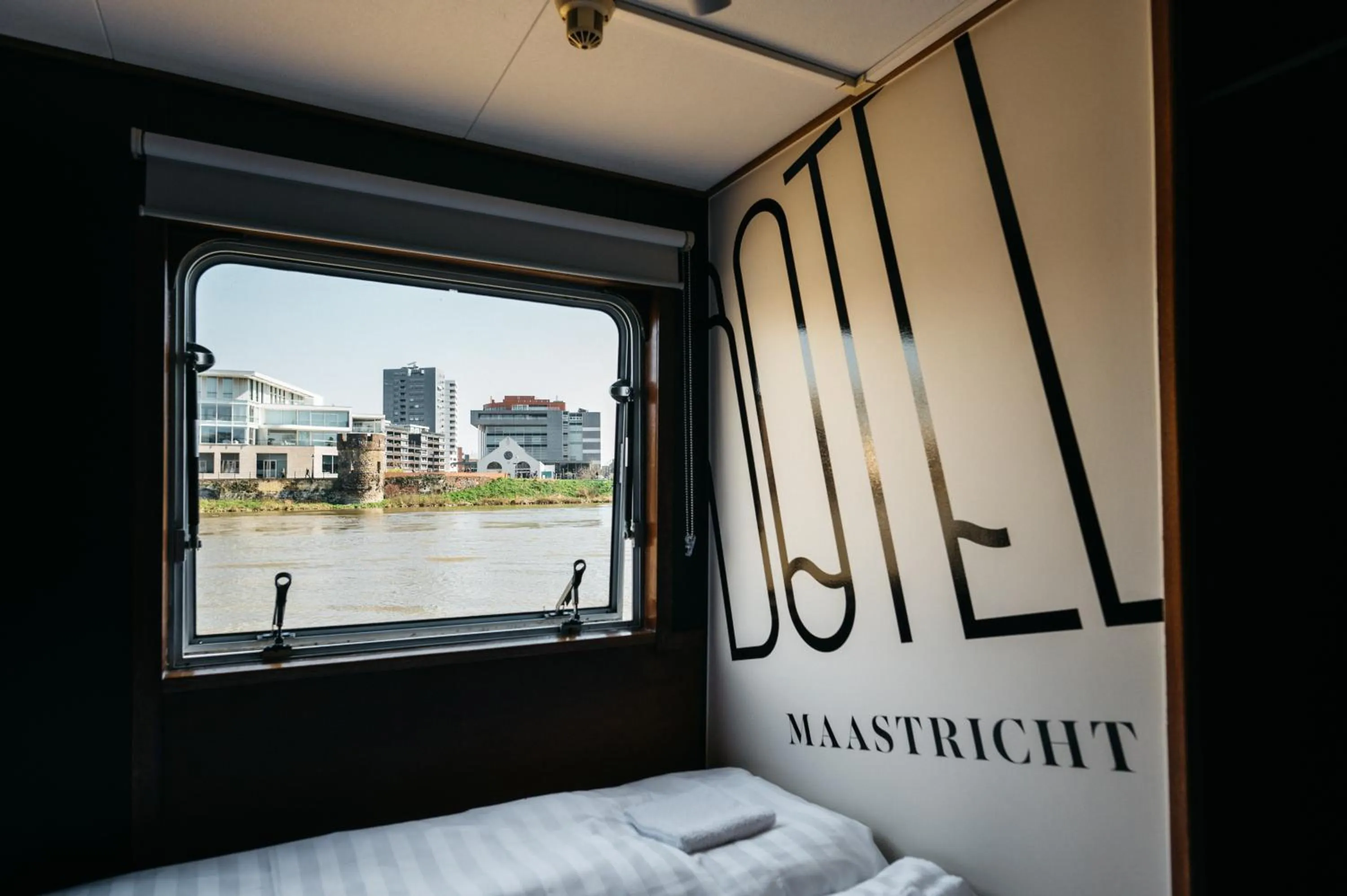 Bed in Botel Maastricht