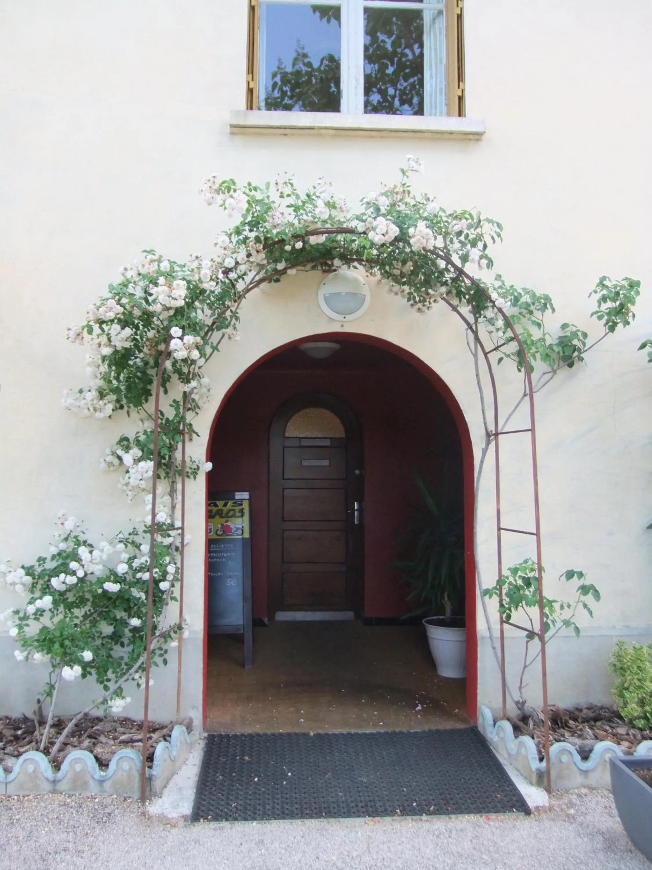 Facade/entrance in Gîte des Grands Causses
